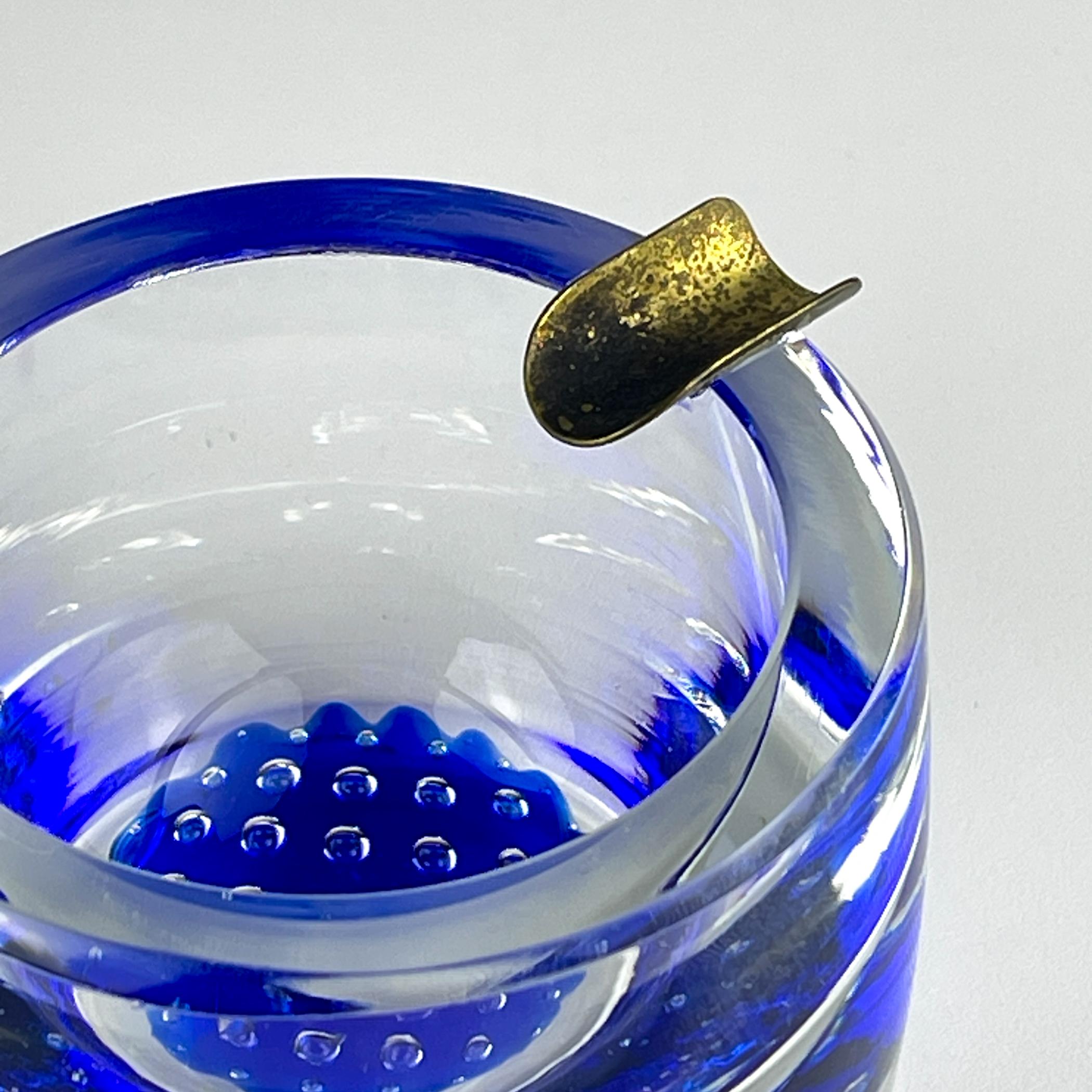Vetro di Murano Posacenere originale in vetro di Murano blu, Italia, anni '1970 in vendita