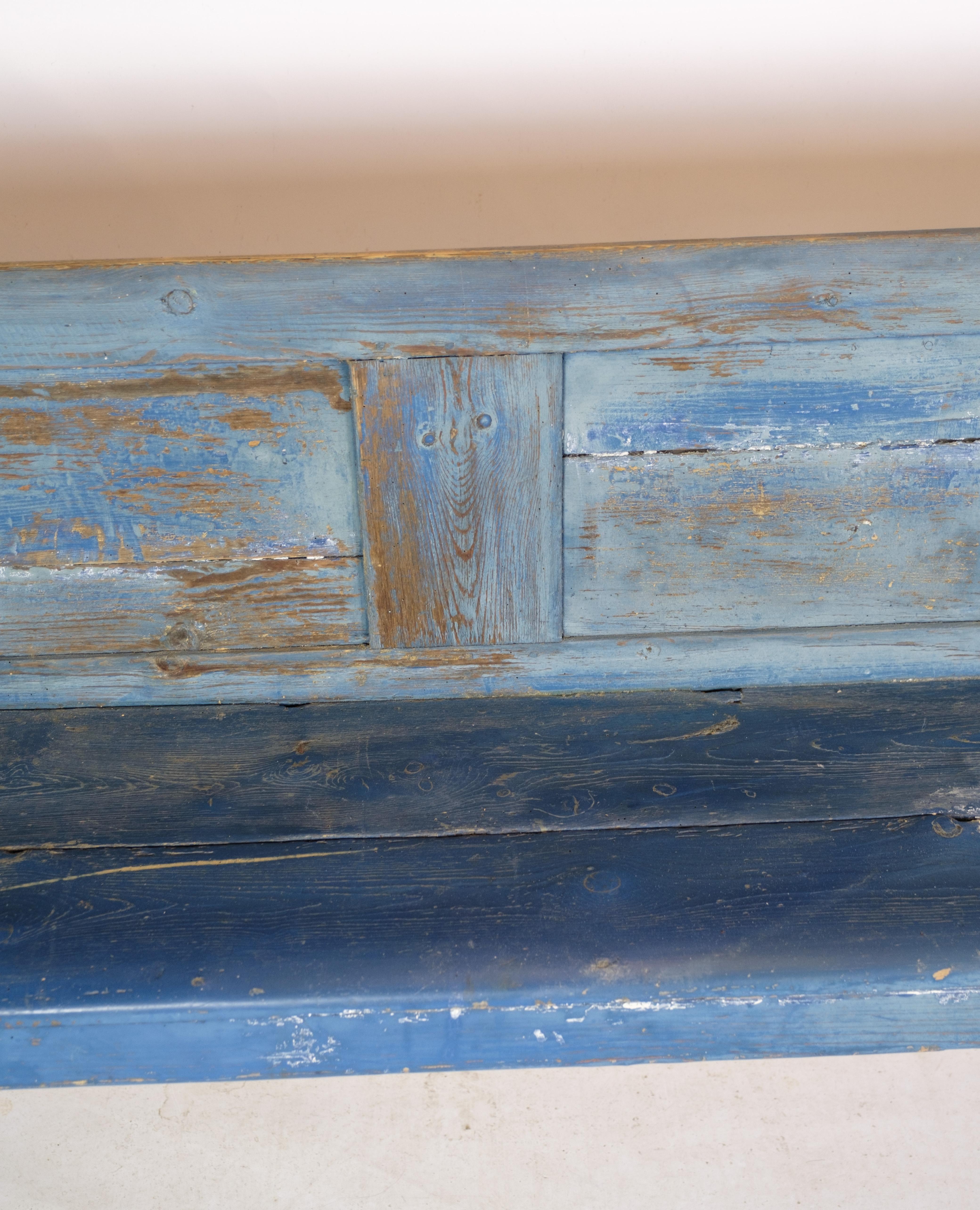Original Blue Painted Pine Wood Bench from the 1840s In Good Condition For Sale In Lejre, DK