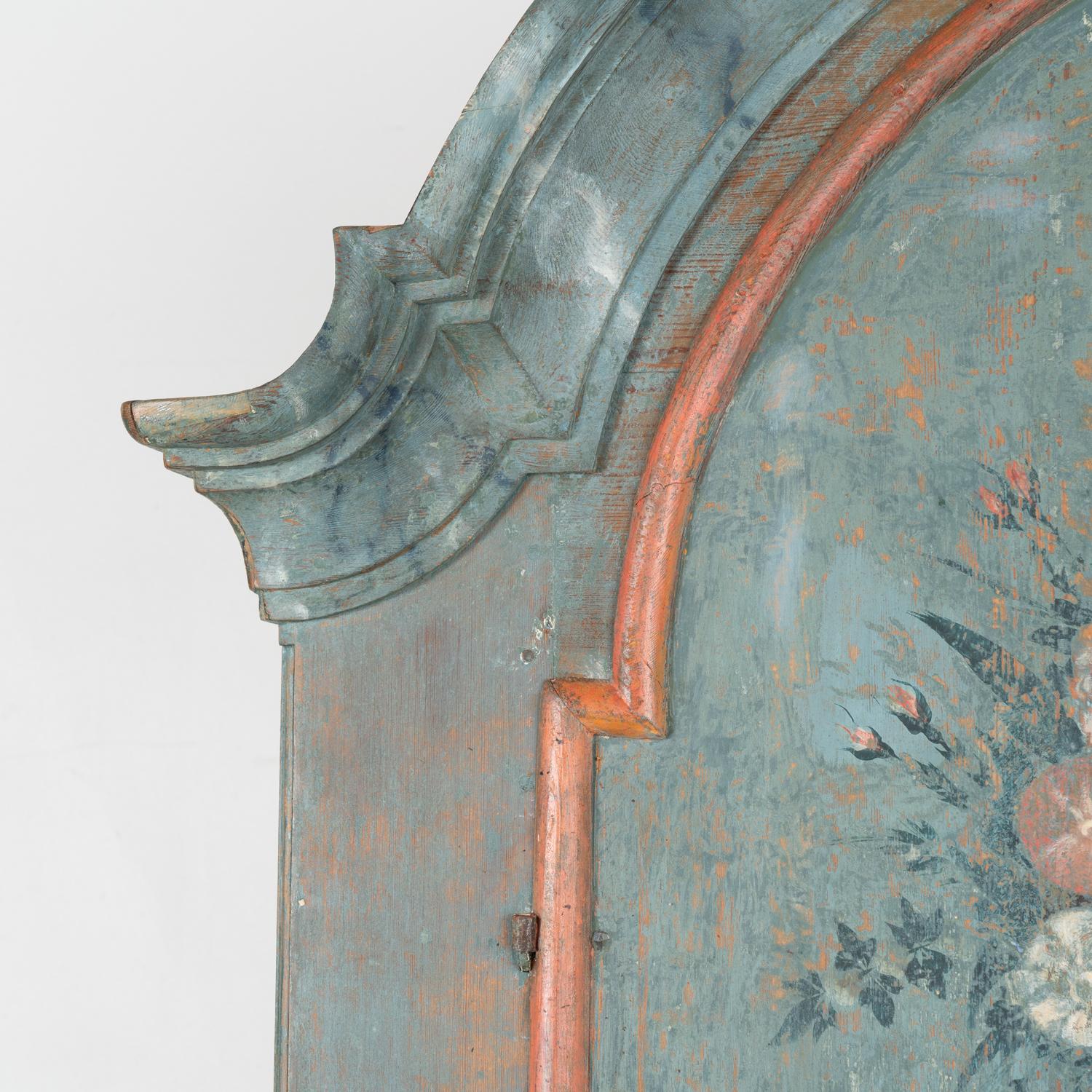 Armario original de pino sueco pintado de azul, hacia 1790-1810 en Bueno estado para la venta en Round Top, TX