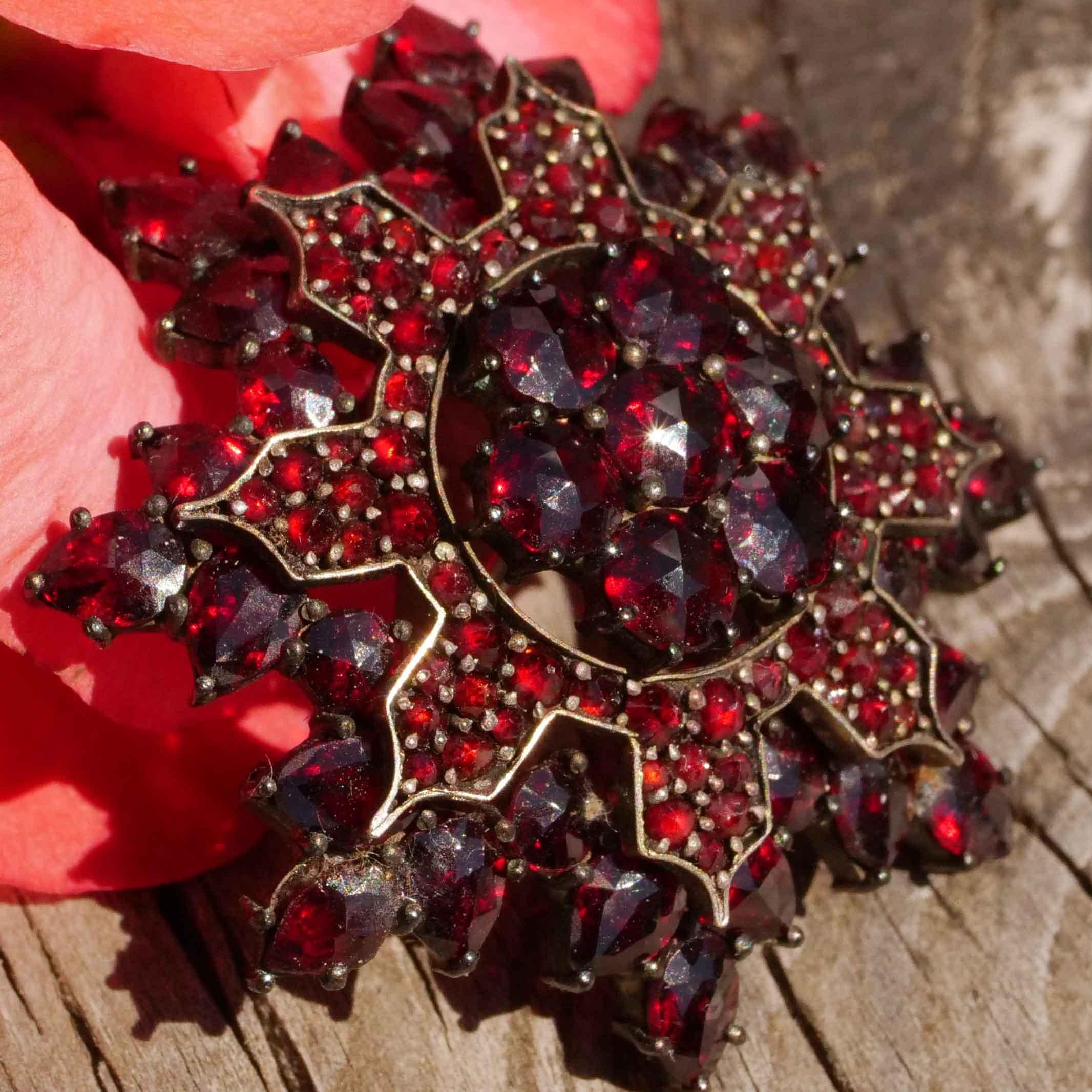 Romantic Original Bohemian Garnet Brooch 1860-1890 Tombak Czech Republic Carbuncle Stone For Sale