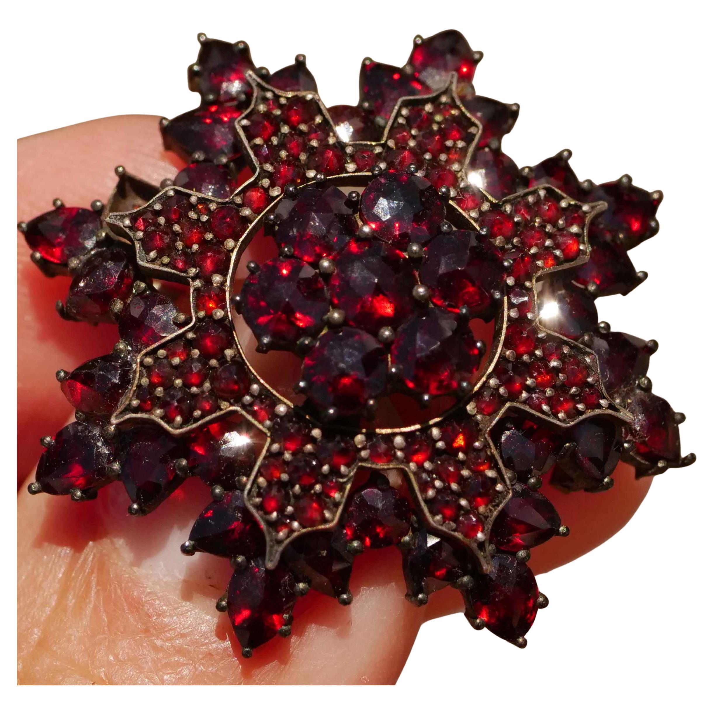 Original Bohemian Garnet Brooch 1860-1890 Tombak Czech Republic Carbuncle Stone