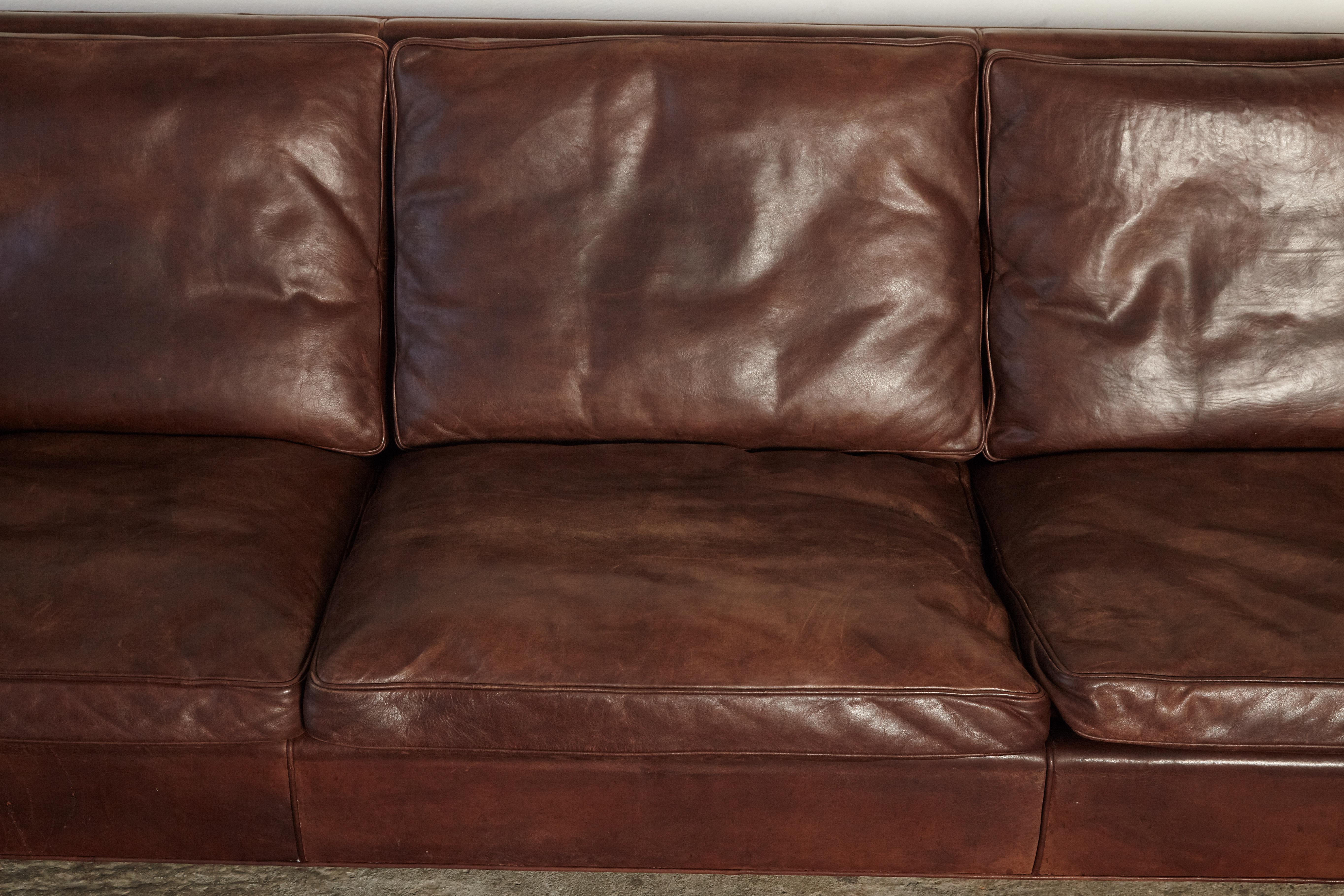 Original Borge Mogensen 2213 Sofa in Patinated Leather, Denmark, 1960s-1970s 2