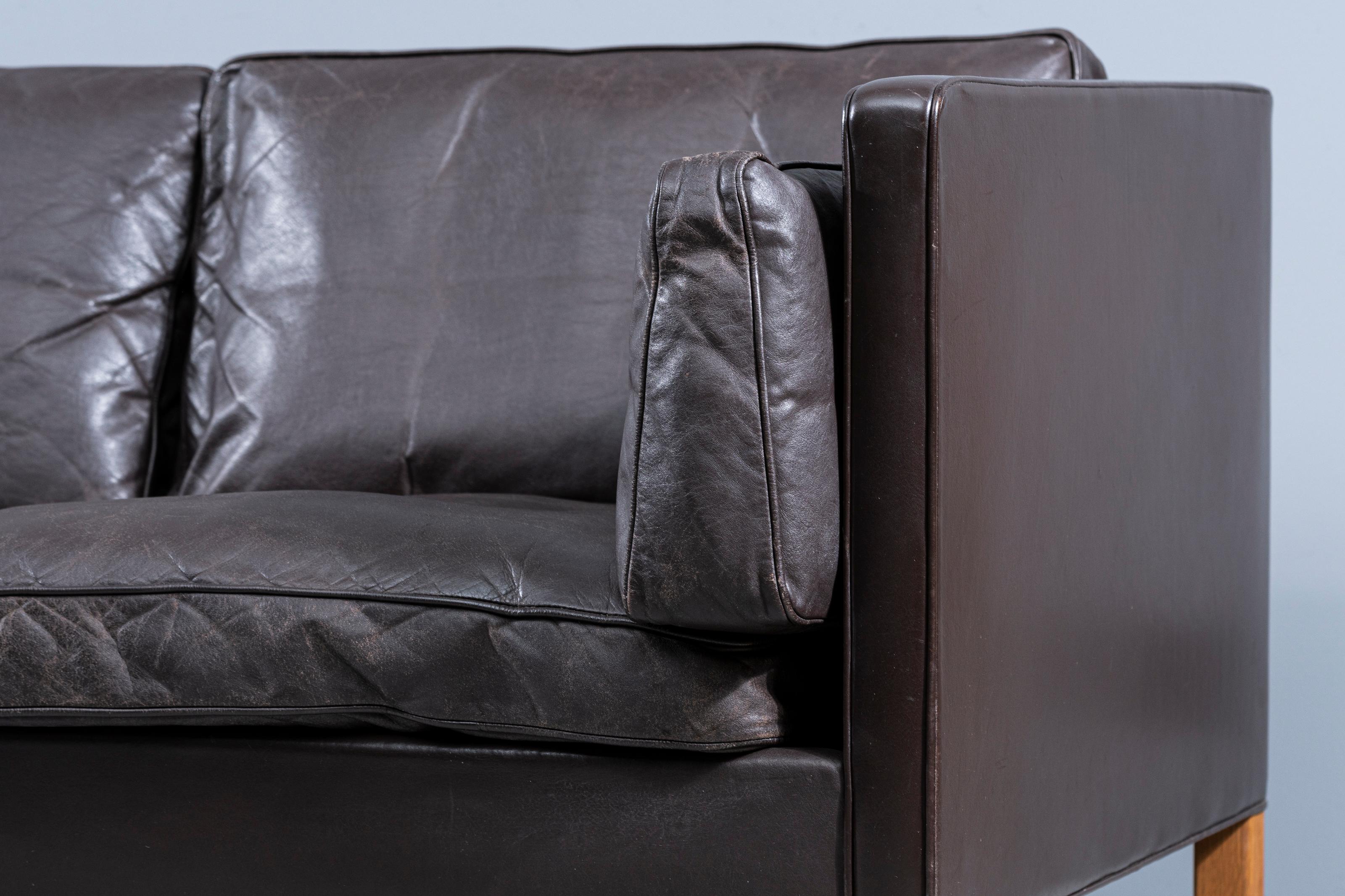 Mid-Century Modern Original Borge Mogensen Leather Sofa Mod. 2443, Fredericia Furniture, Vintage