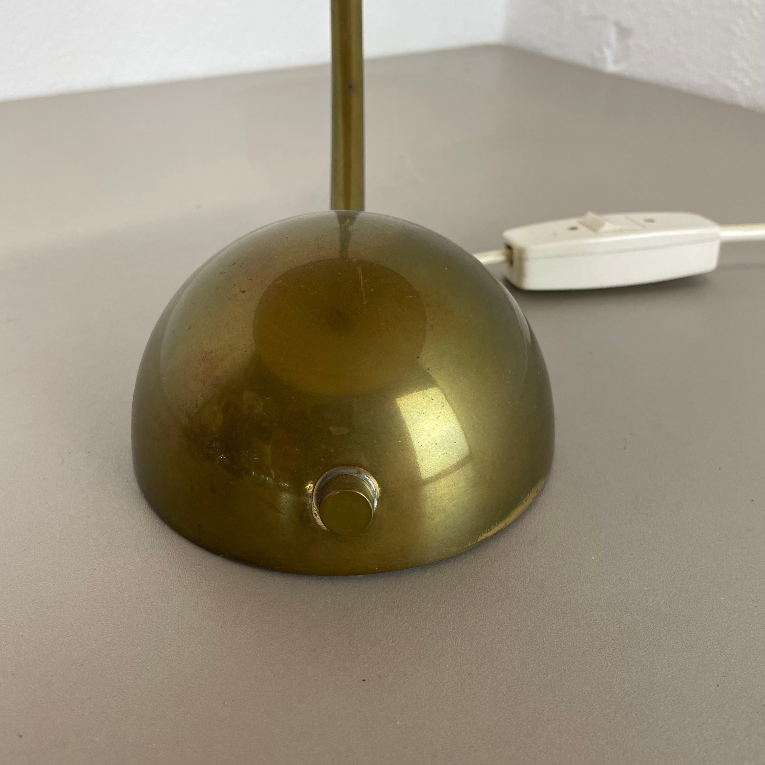 original laiton et papier bauhaus Table Light par PITT MÜLLER, Allemagne, années 1950 en vente 5