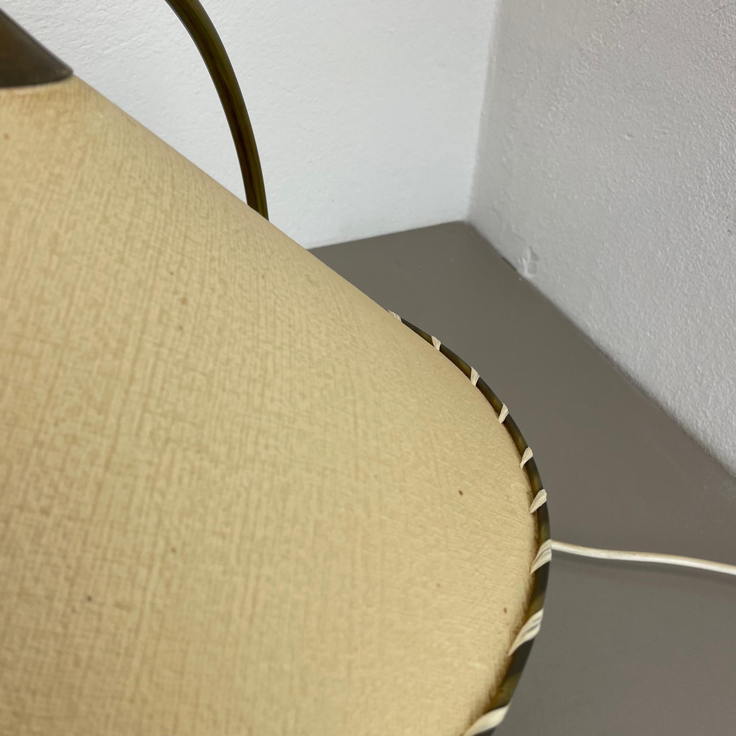 original laiton et papier bauhaus Table Light par PITT MÜLLER, Allemagne, années 1950 en vente 1