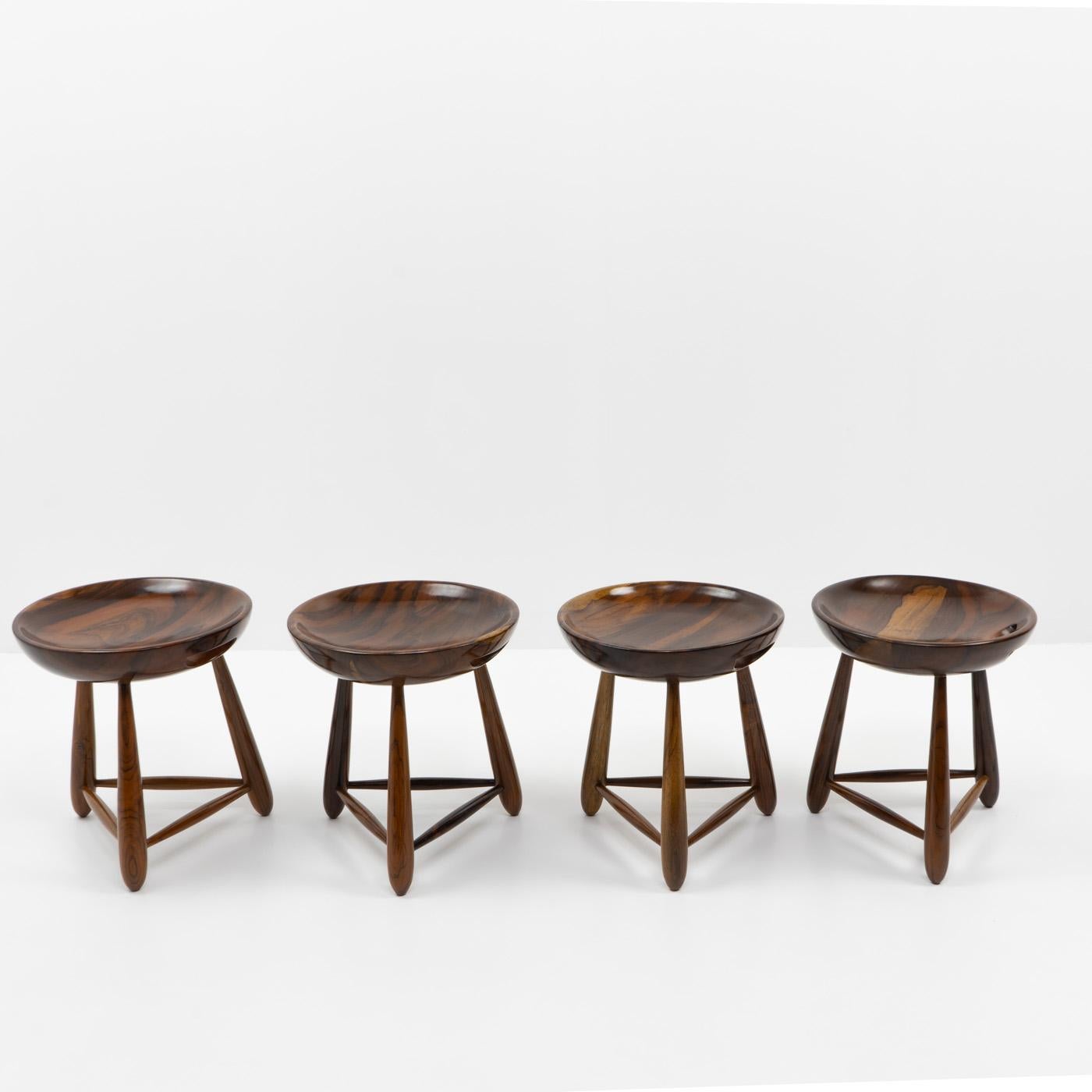 Mid-Century Modern Tabourets Mocho brésiliens originaux par Sergio Rodrigues pour Oca, années 1950 en vente