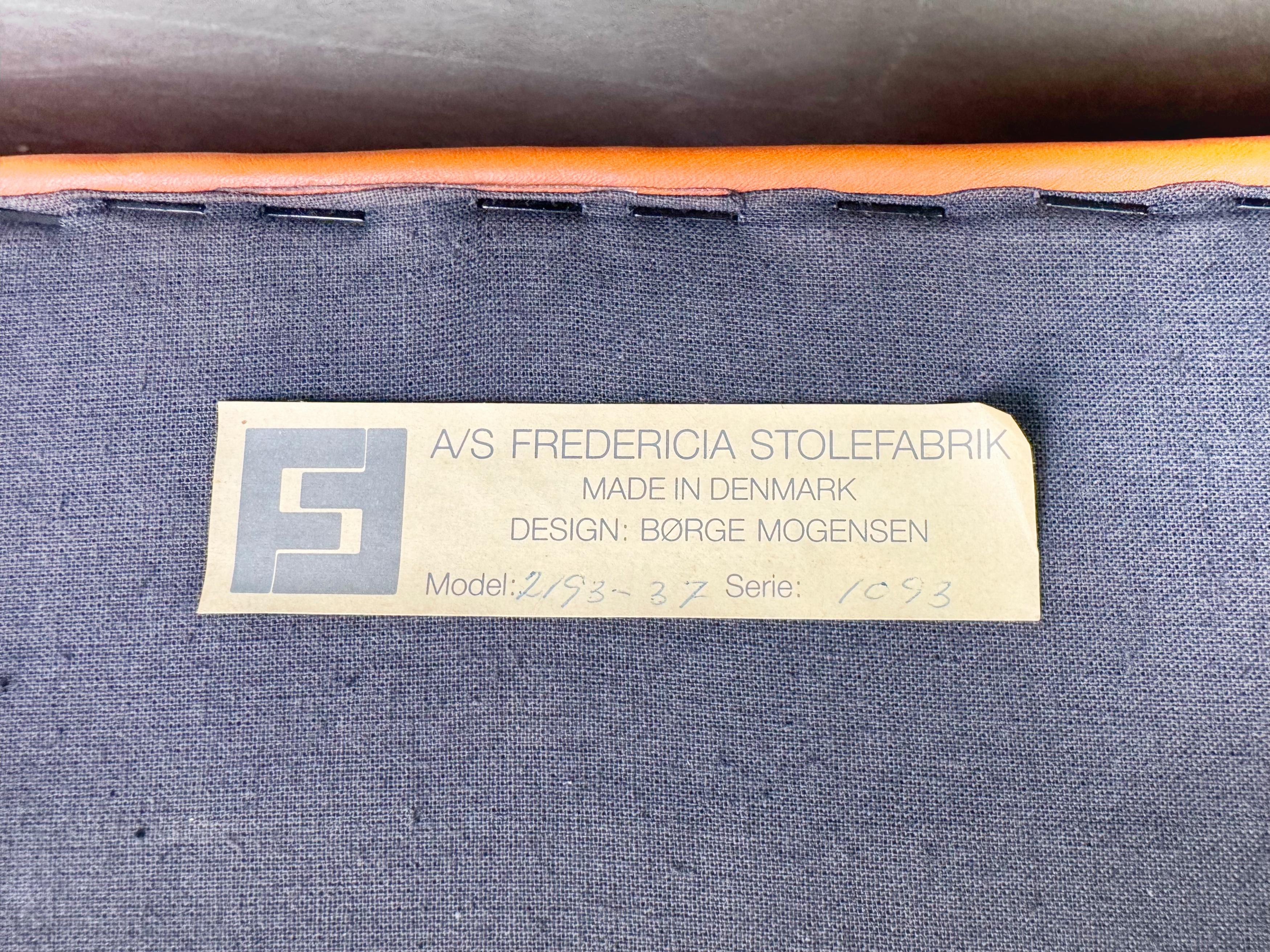 Original Børge Mogensen 2193 Coupé Dreisitzer Sofa Fredericia Stolefabrik en vente 4