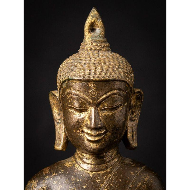 Original Bronze Bagan Buddha from Burma For Sale 3