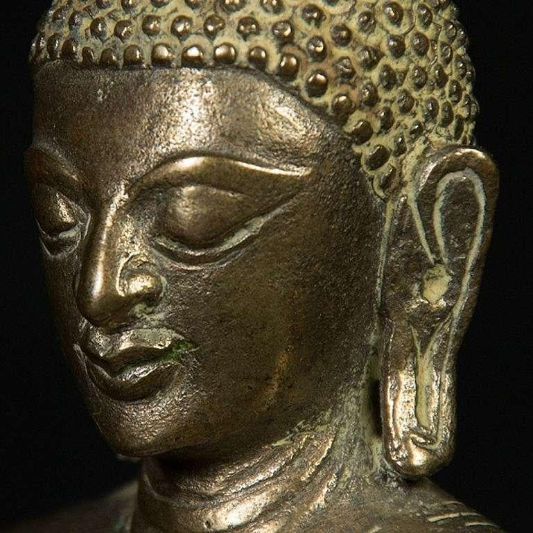 Original Bronze Pagan Buddha Statue from Burma For Sale 4