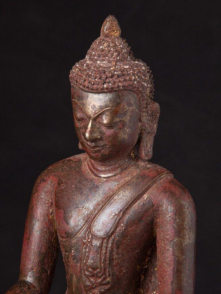 Original Bronze Pagan Buddha Statue from Burma For Sale 8