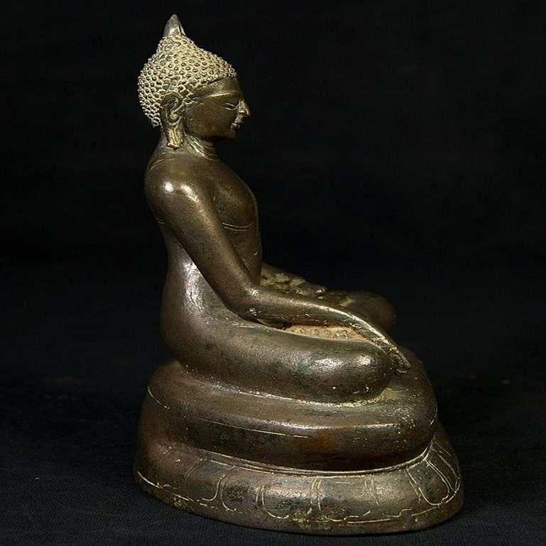 Burmese Original Bronze Pagan Buddha Statue from Burma For Sale