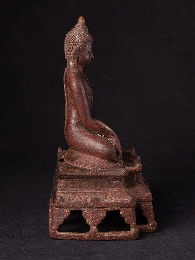 Original Bronze Pagan Buddha Statue from Burma In Good Condition For Sale In DEVENTER, NL