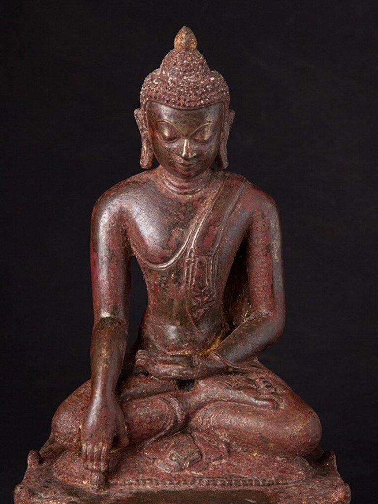 Original Bronze Pagan Buddha Statue from Burma For Sale 2