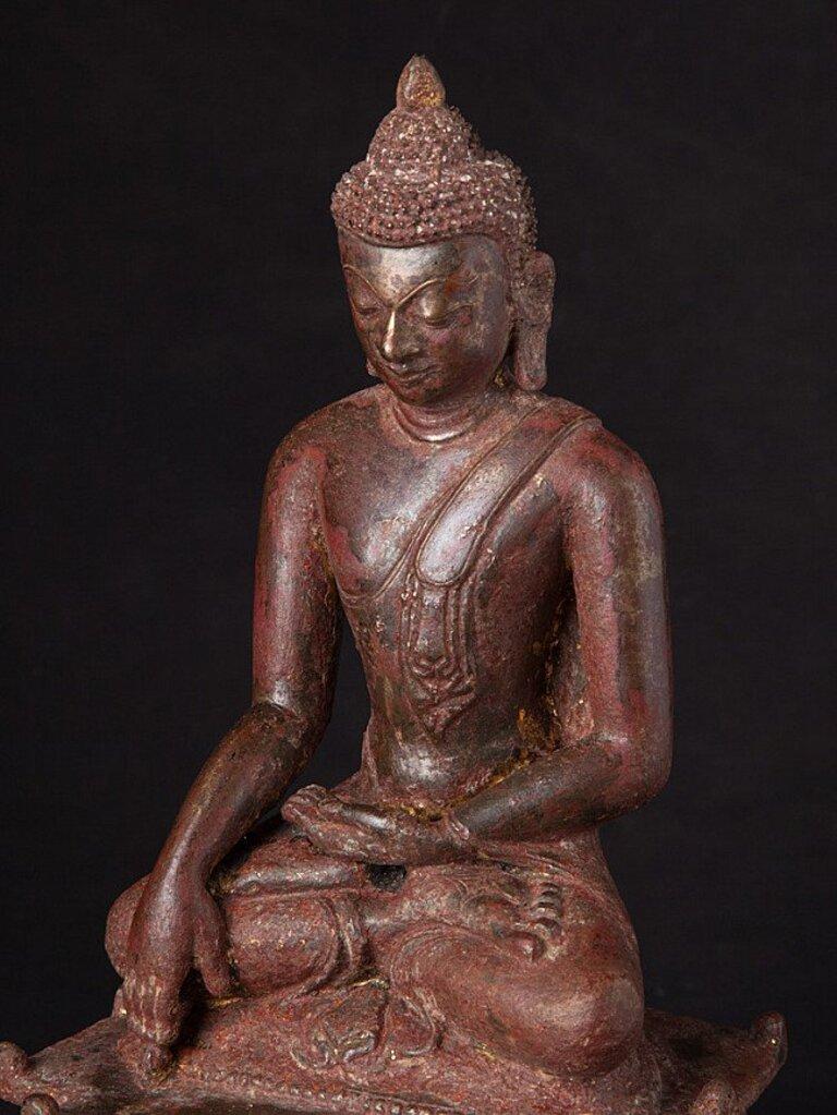 Original Bronze Pagan Buddha Statue from Burma For Sale 3