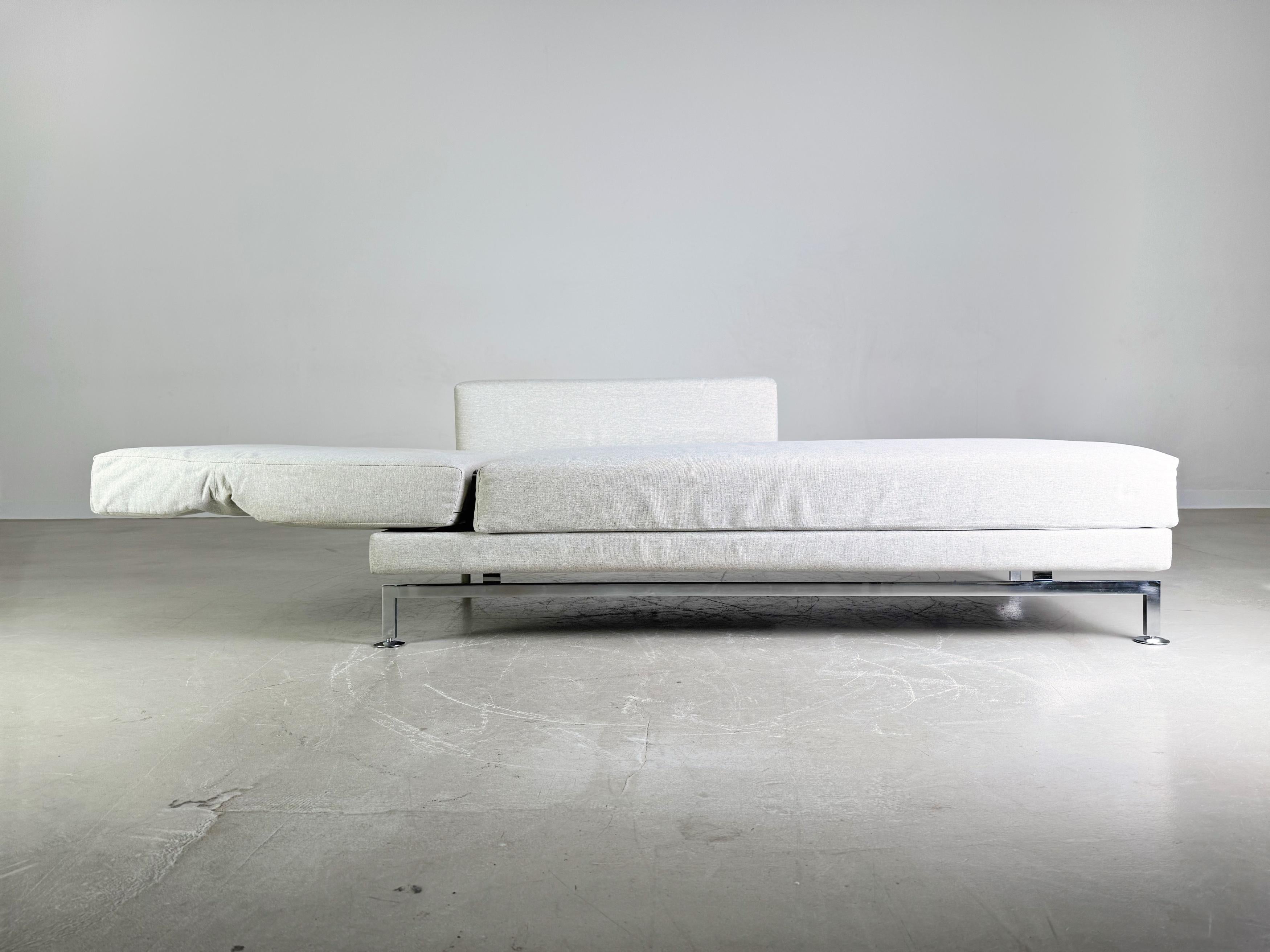 Original Brühl Moule Sofá Recamiere medium Couch Design Chaiselongue Siglo XXI y contemporáneo en venta