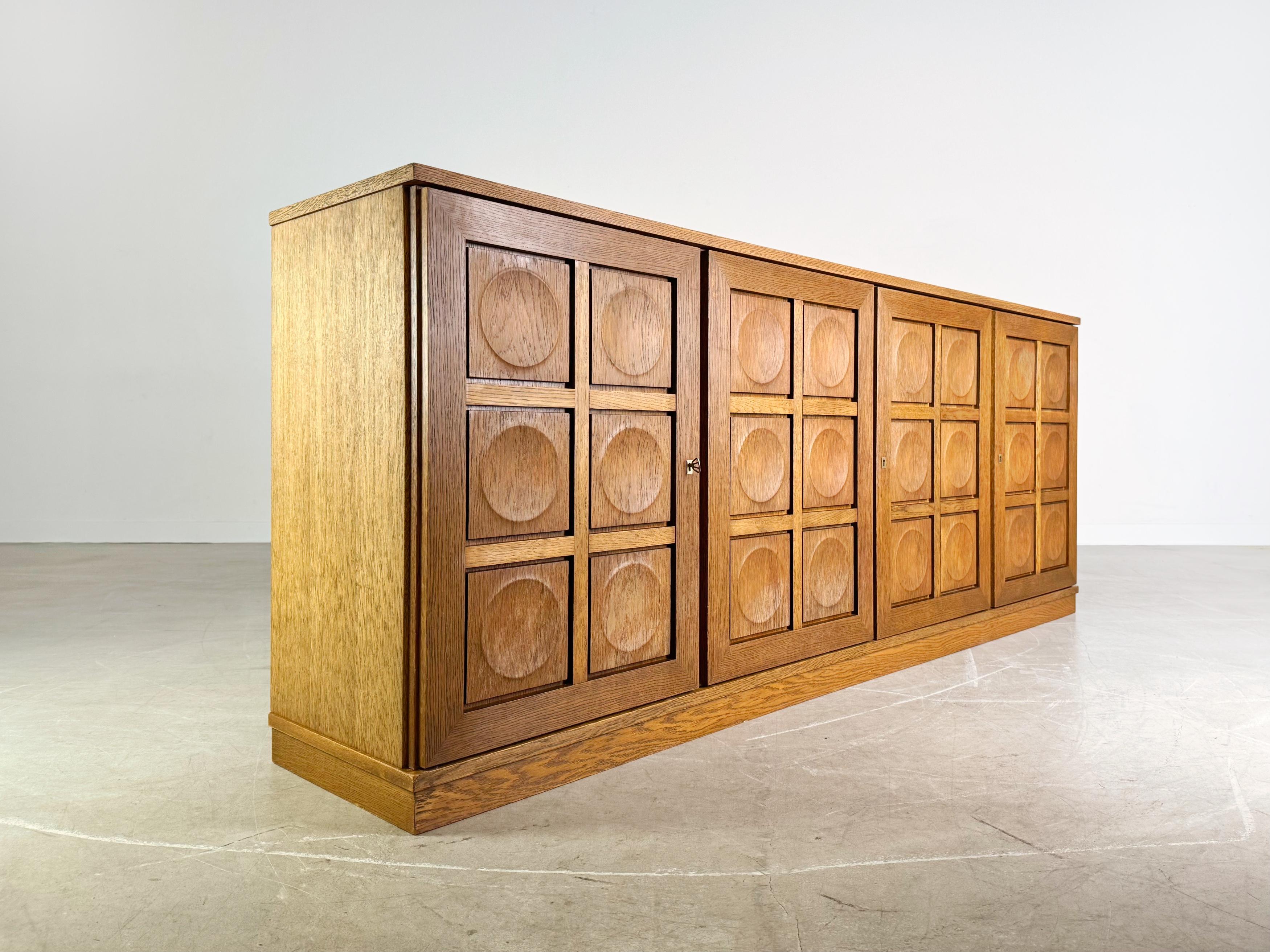 Original Brutalist Gerhard Bartels Anrichte Mitte des Jahrhunderts Eiche im Zustand „Gut“ im Angebot in Berlin, DE