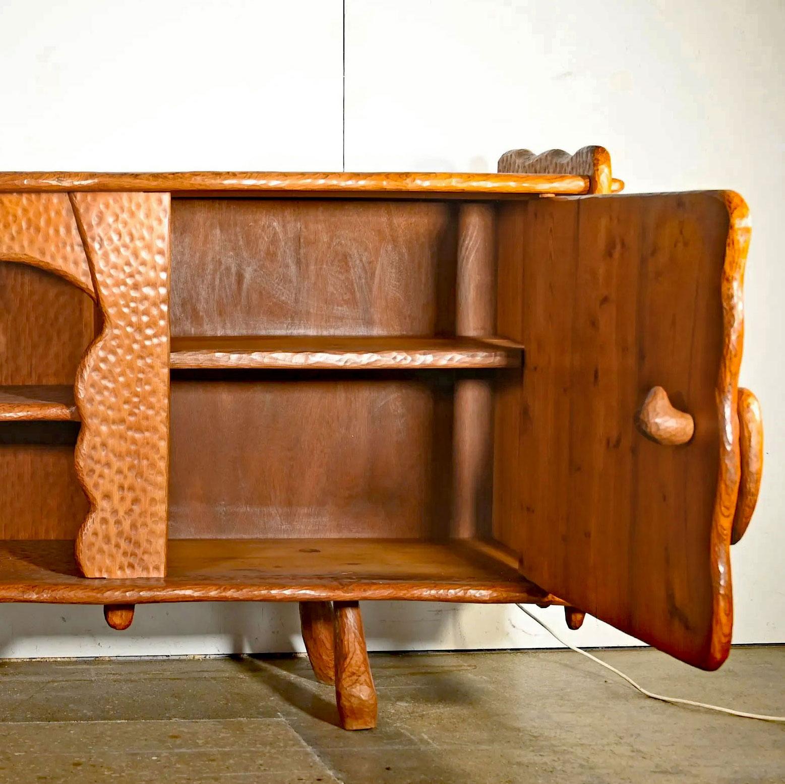 Mid-20th Century Original  Brutalist sideboard In Solid Elm Circa 1950 For Sale