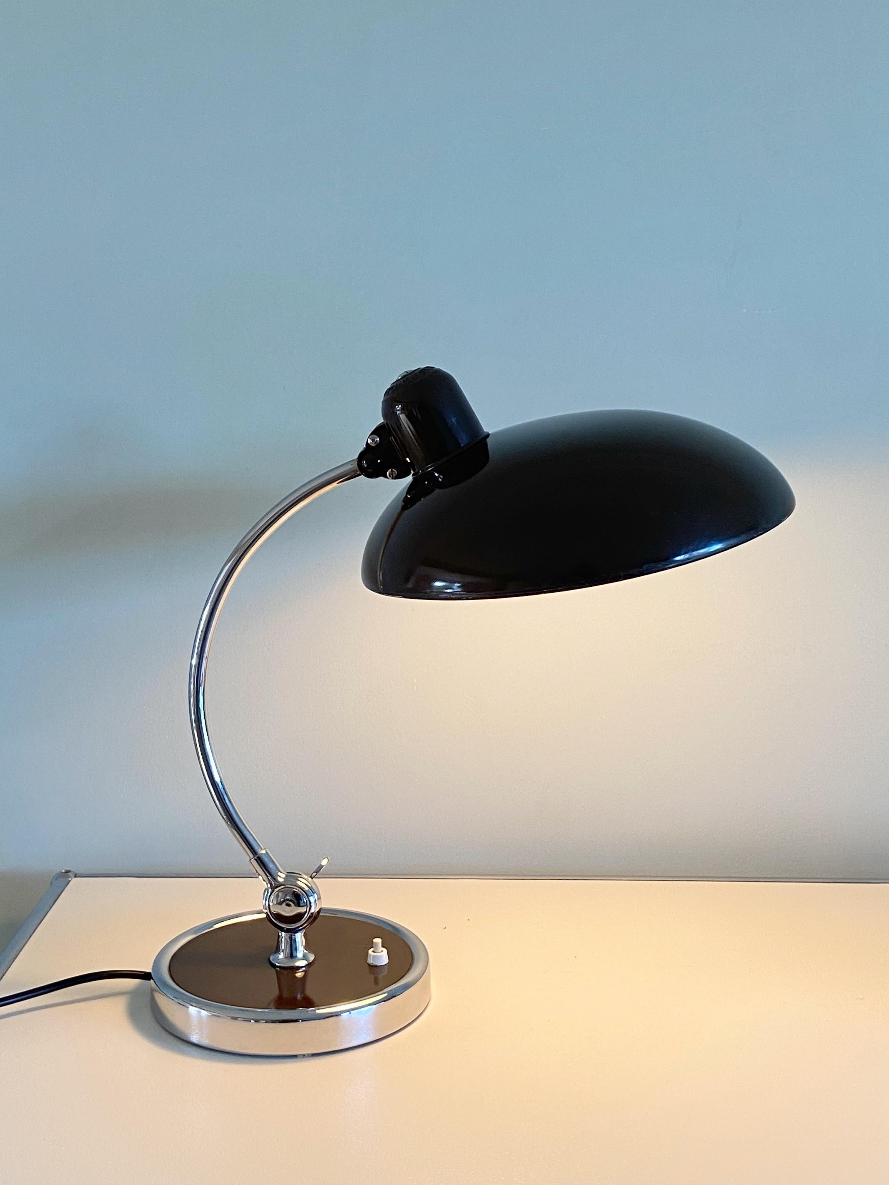 Original brown Christian Dell Table Lamp 6631 Desk Lamp by Kaiser Idell, Germany 4