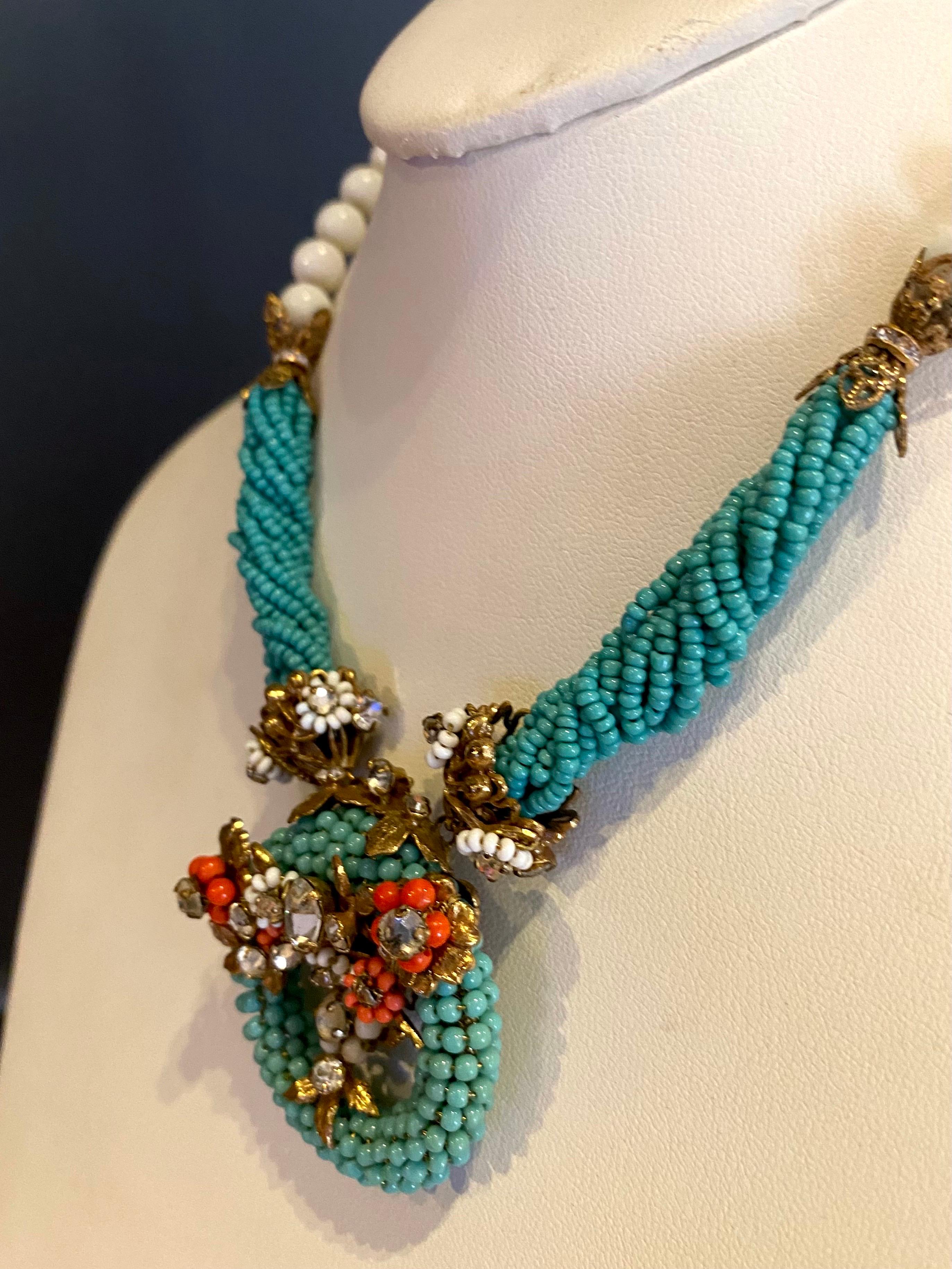 Original by Robert 1950s turquoise, coral & white glass beed necklace & earrings In Excellent Condition For Sale In New York, NY