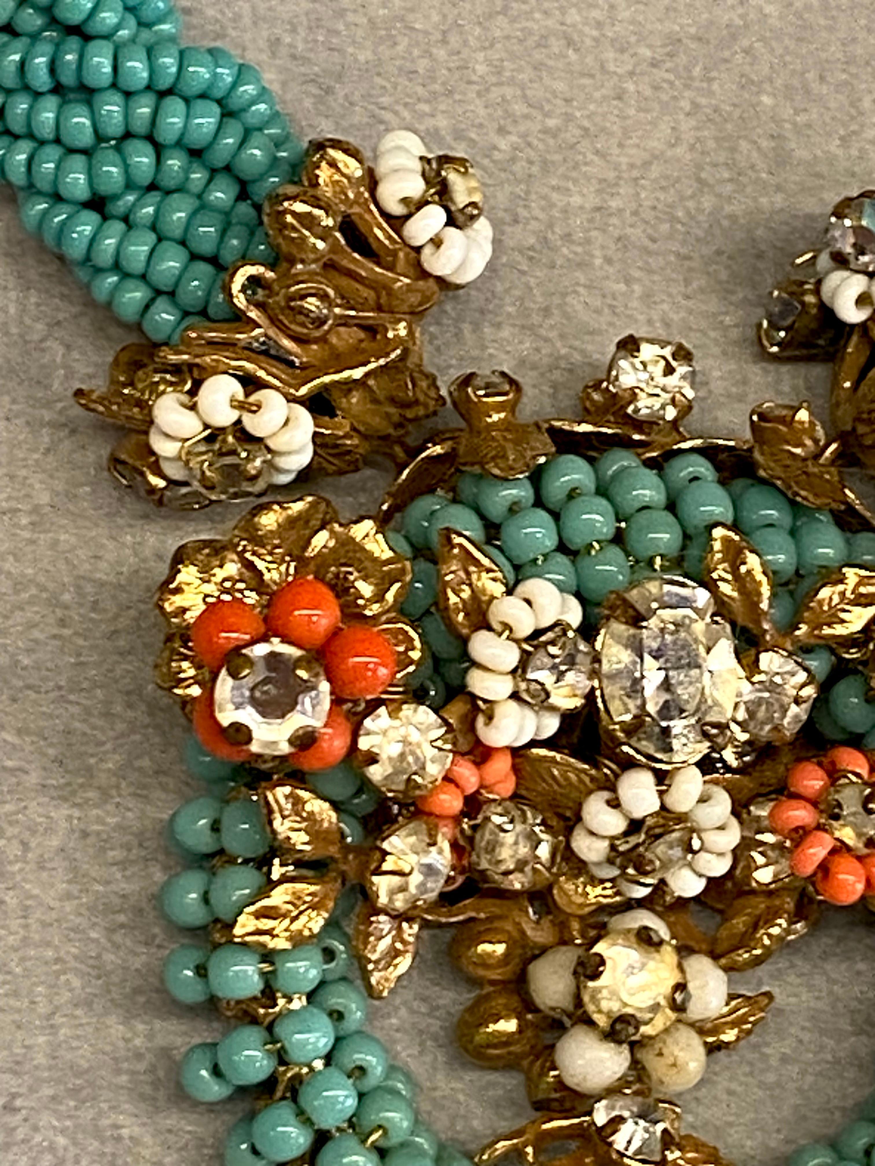 Original von Robert 1950er Jahre Türkis, Koralle und weiße Glasperlenkette & Ohrringe mit Perlen im Angebot 4