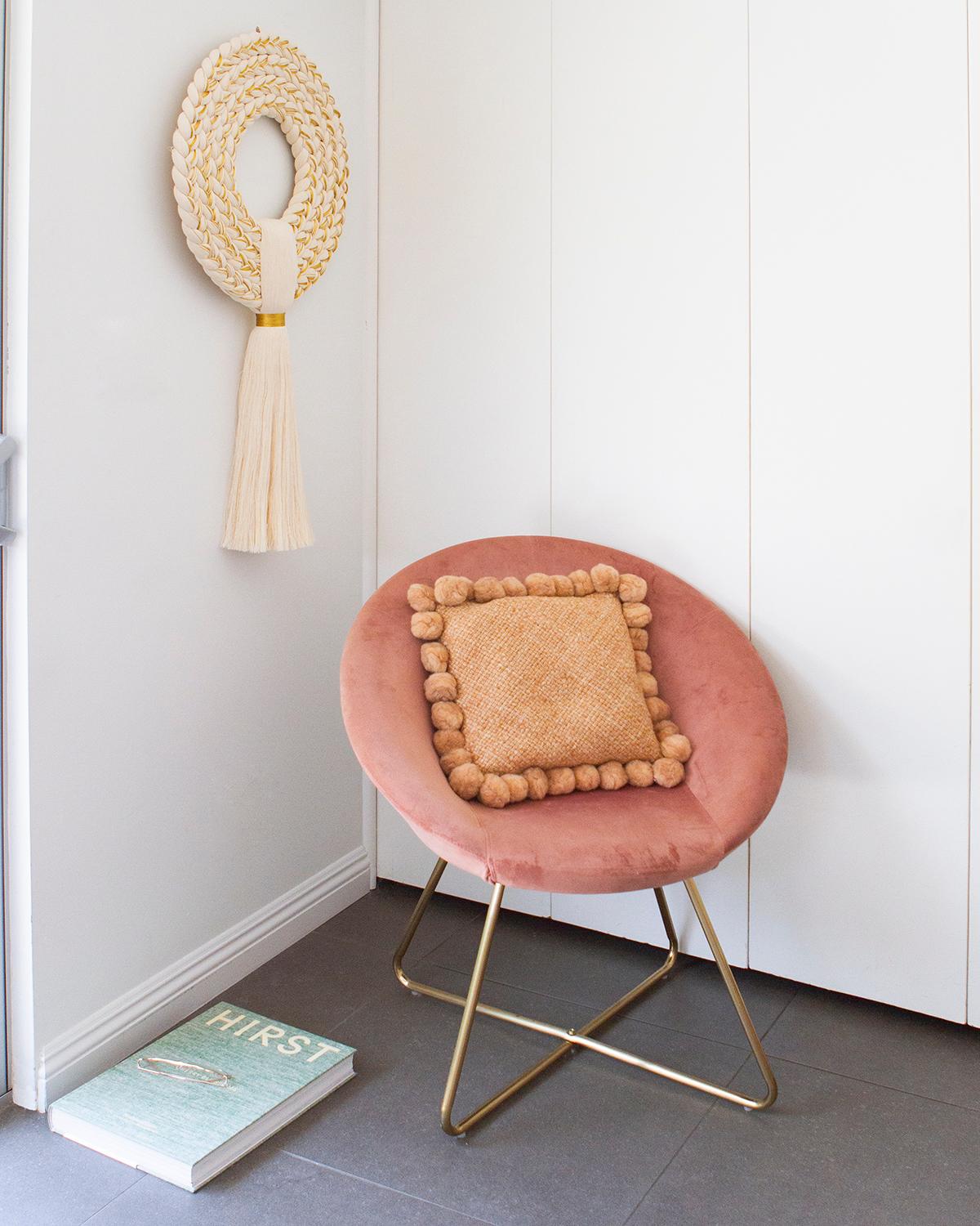 Original Caralarga Wandschmuck in Natur und Gold (21. Jahrhundert und zeitgenössisch) im Angebot