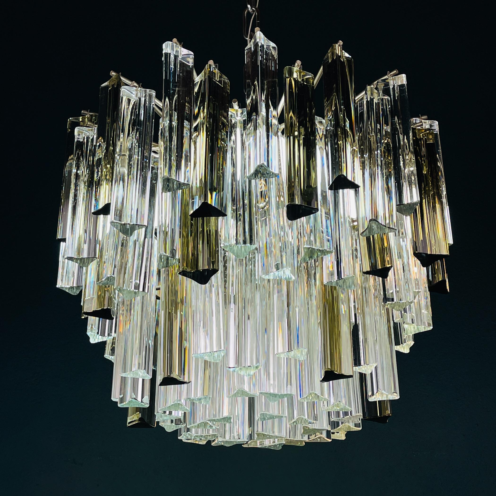 Original cascade Murano glass Crystal Prism Chandelier from Venini, Italy 1970s For Sale 3