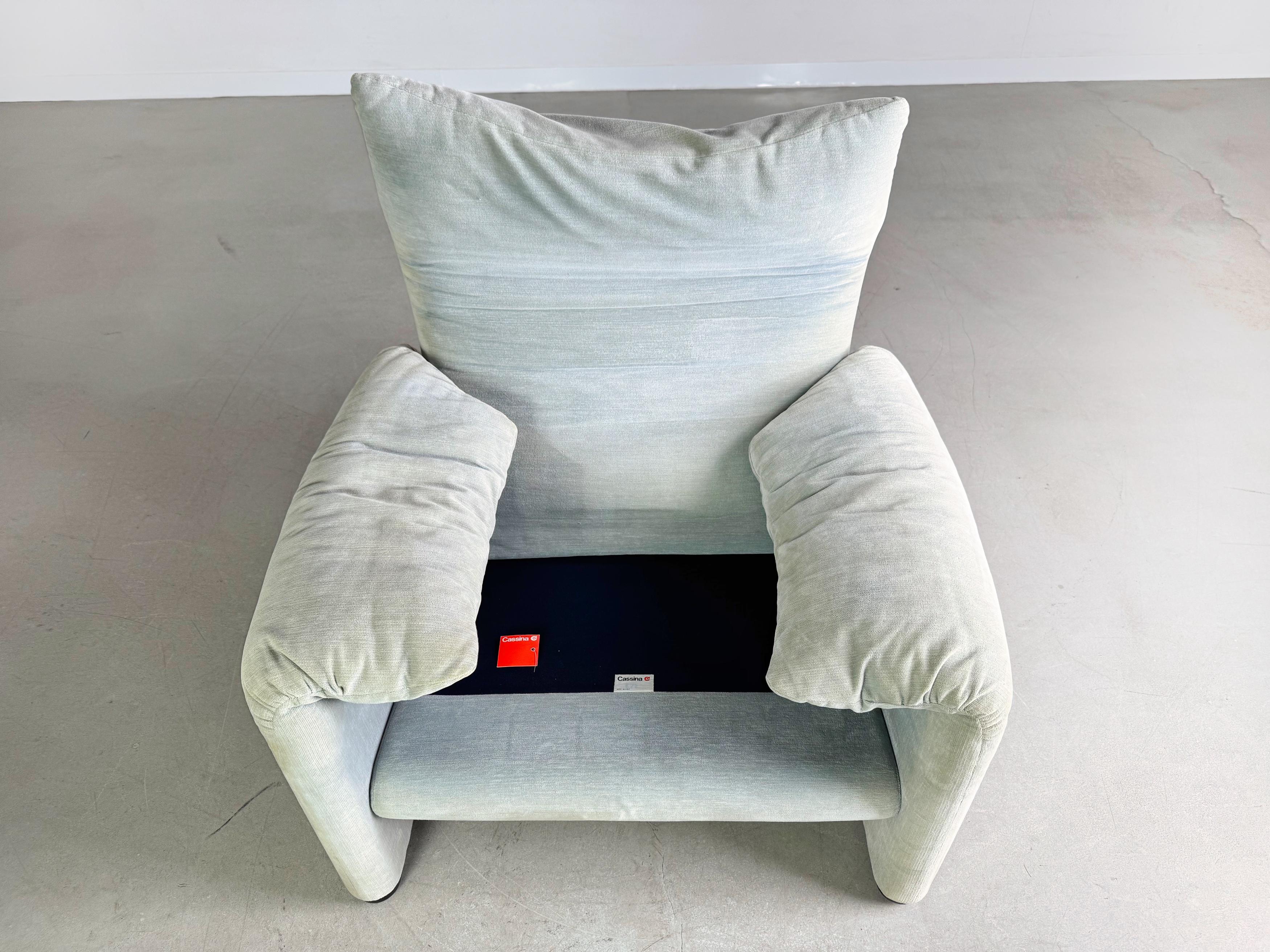 Tissu Original Cassina Maralunga Sessel Vico Magistretti Stoff türkis en vente