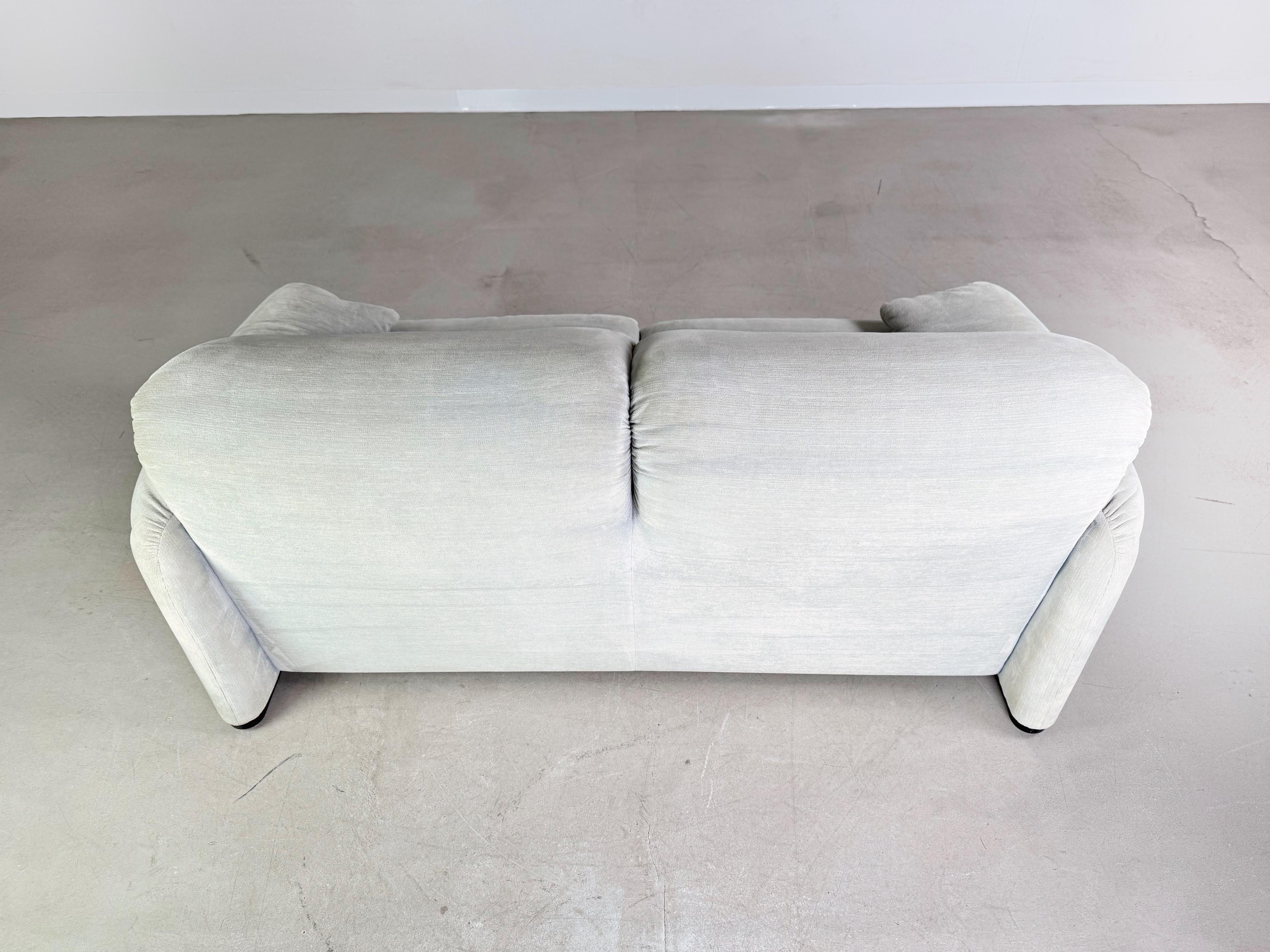 Original Cassina Maralunga Zweisitzer Sofá Sofá Vico Magistretti en venta 2