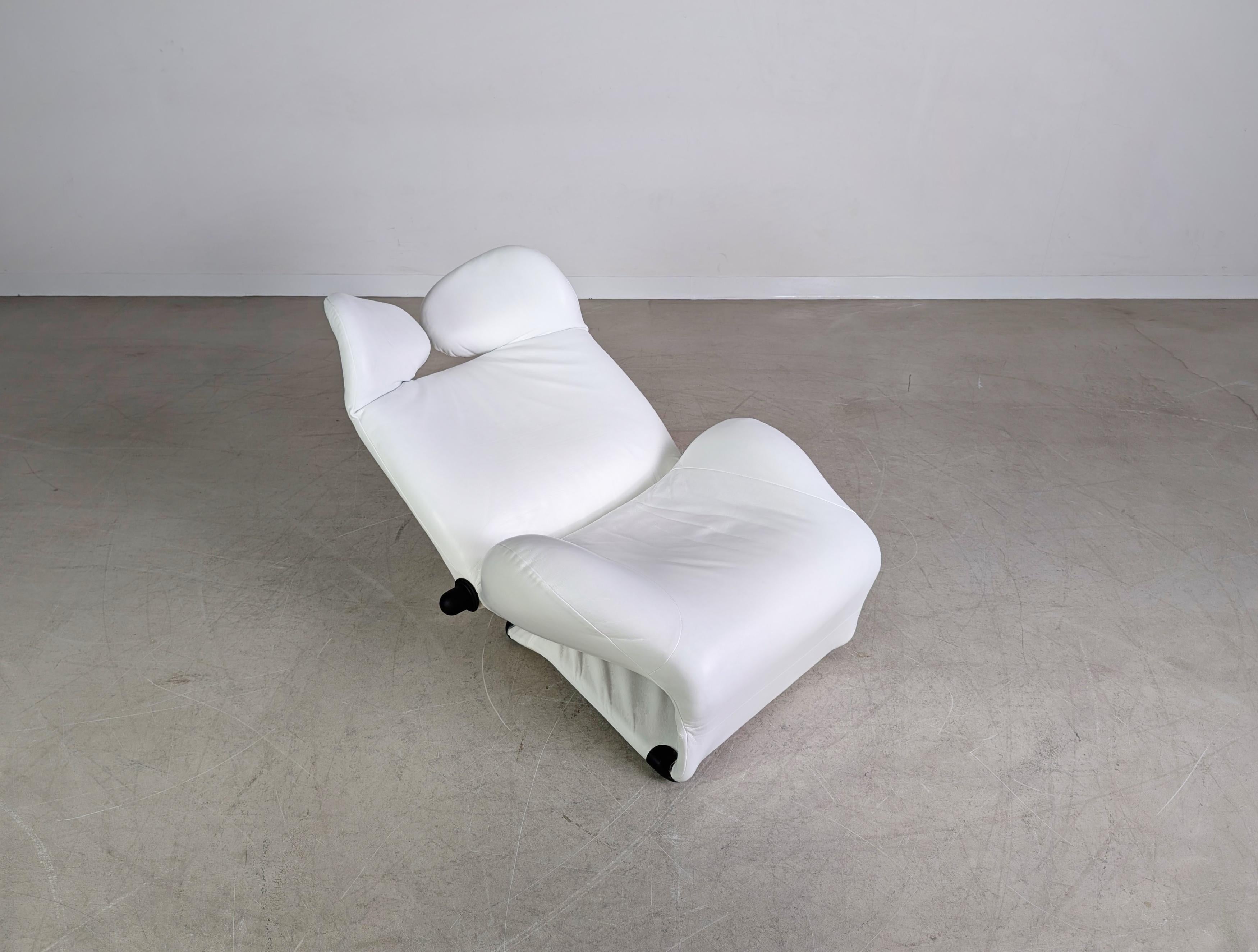 Original Cassina Wink Chair Sessel Toshiyuki Kita Leder weiß Design im Angebot 5