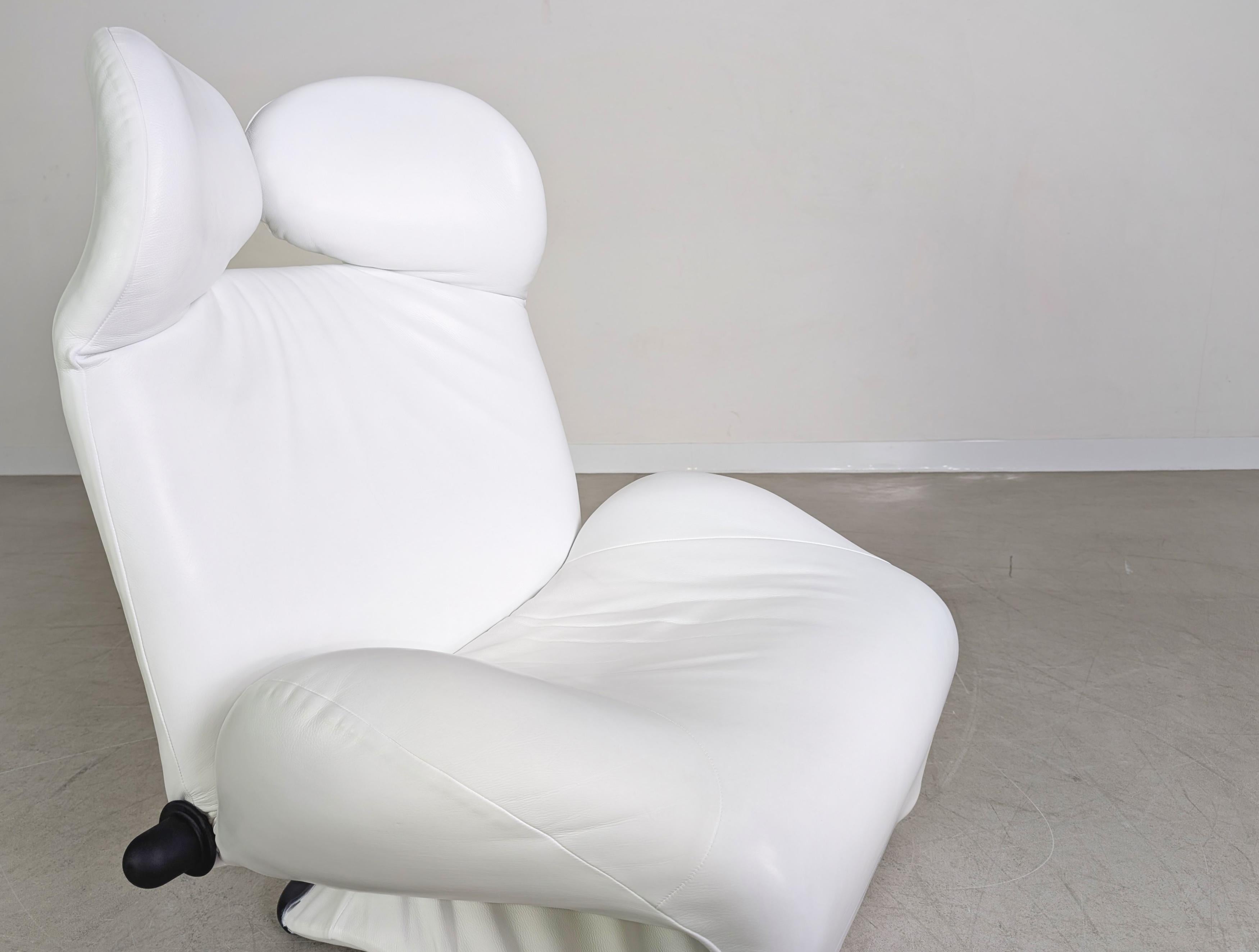 Original Cassina Wink Chair Sessel Toshiyuki Kita Leder weiß Design im Angebot 1