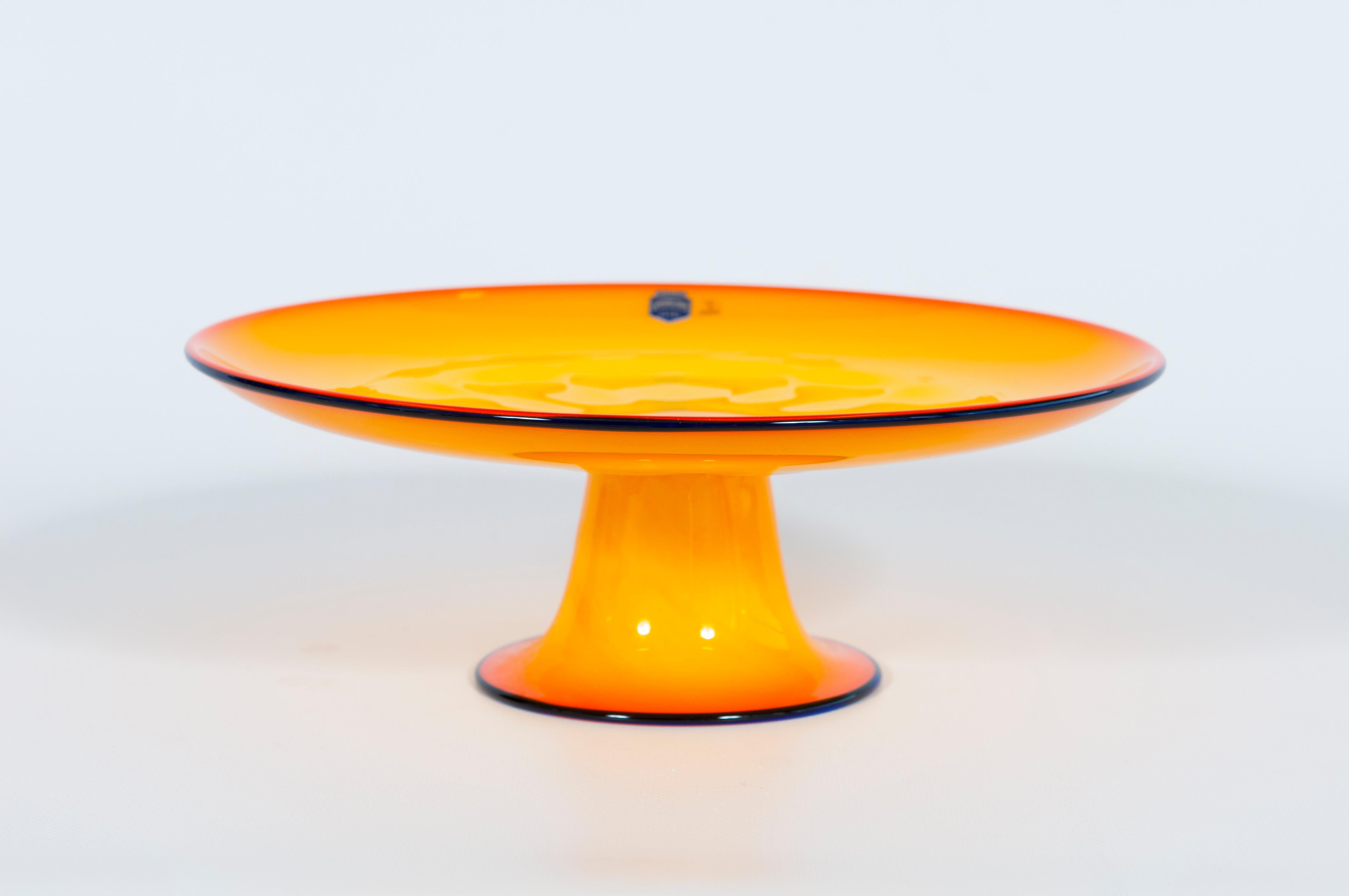 Modern Original Cendese Footed Bowl in Sunny Yellow in blown  Murano Glass 1980s Italy  For Sale
