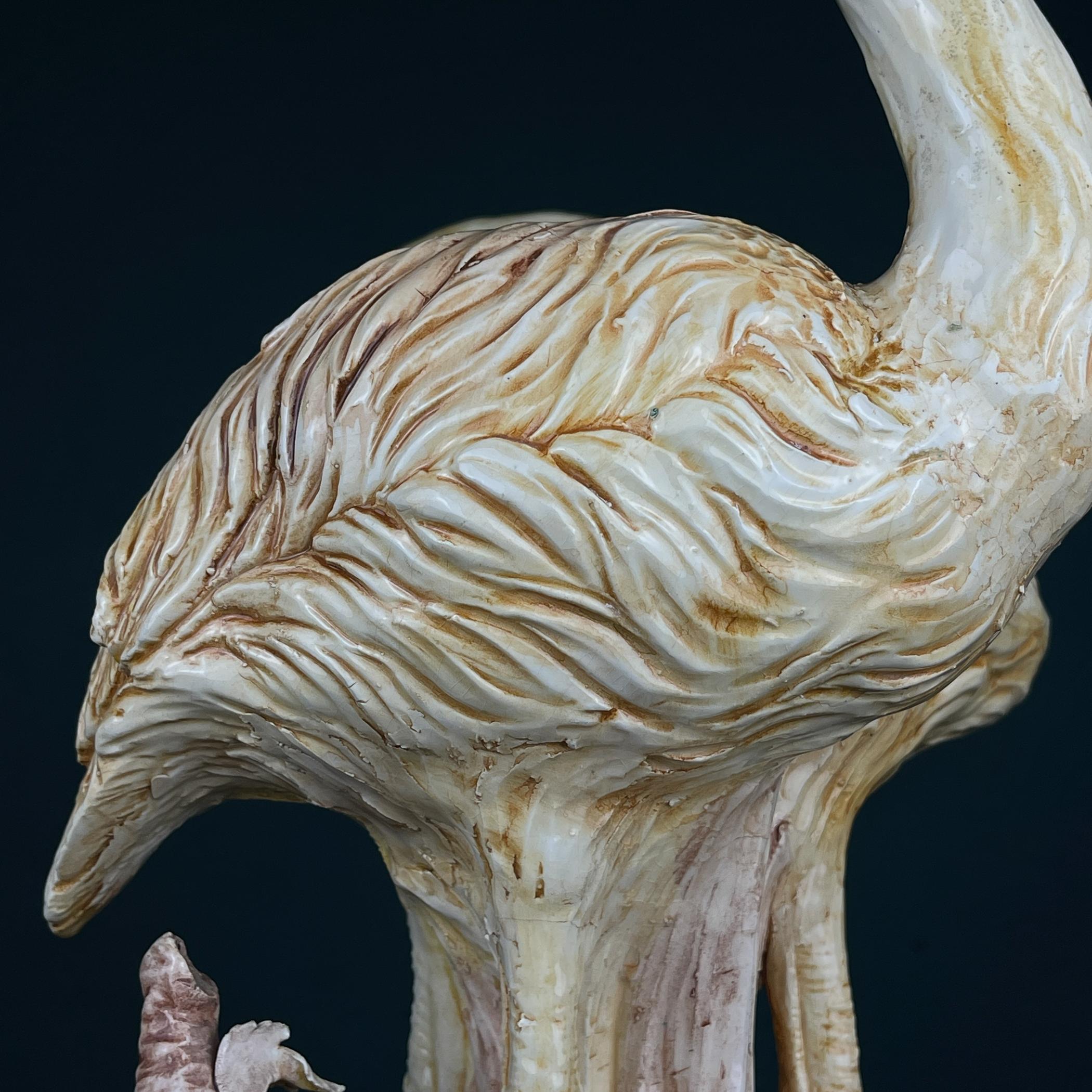 Céramique Sculpture originale en céramique représentant un flamant rose, réalisée à Bassano, en Italie, dans les années 1980 en vente