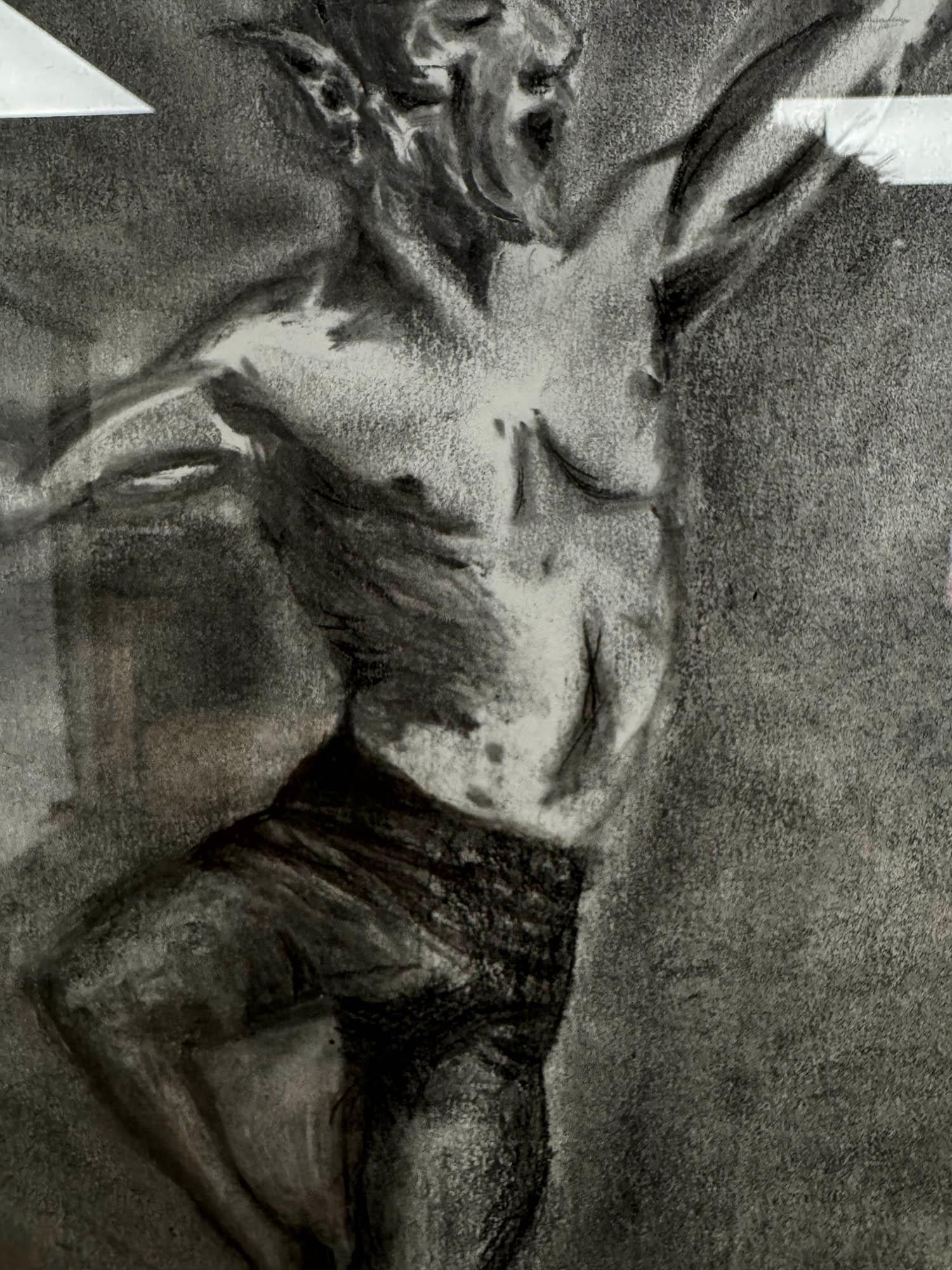 Disegno originale a carboncino - Figura di fauno in movimento in vendita 4