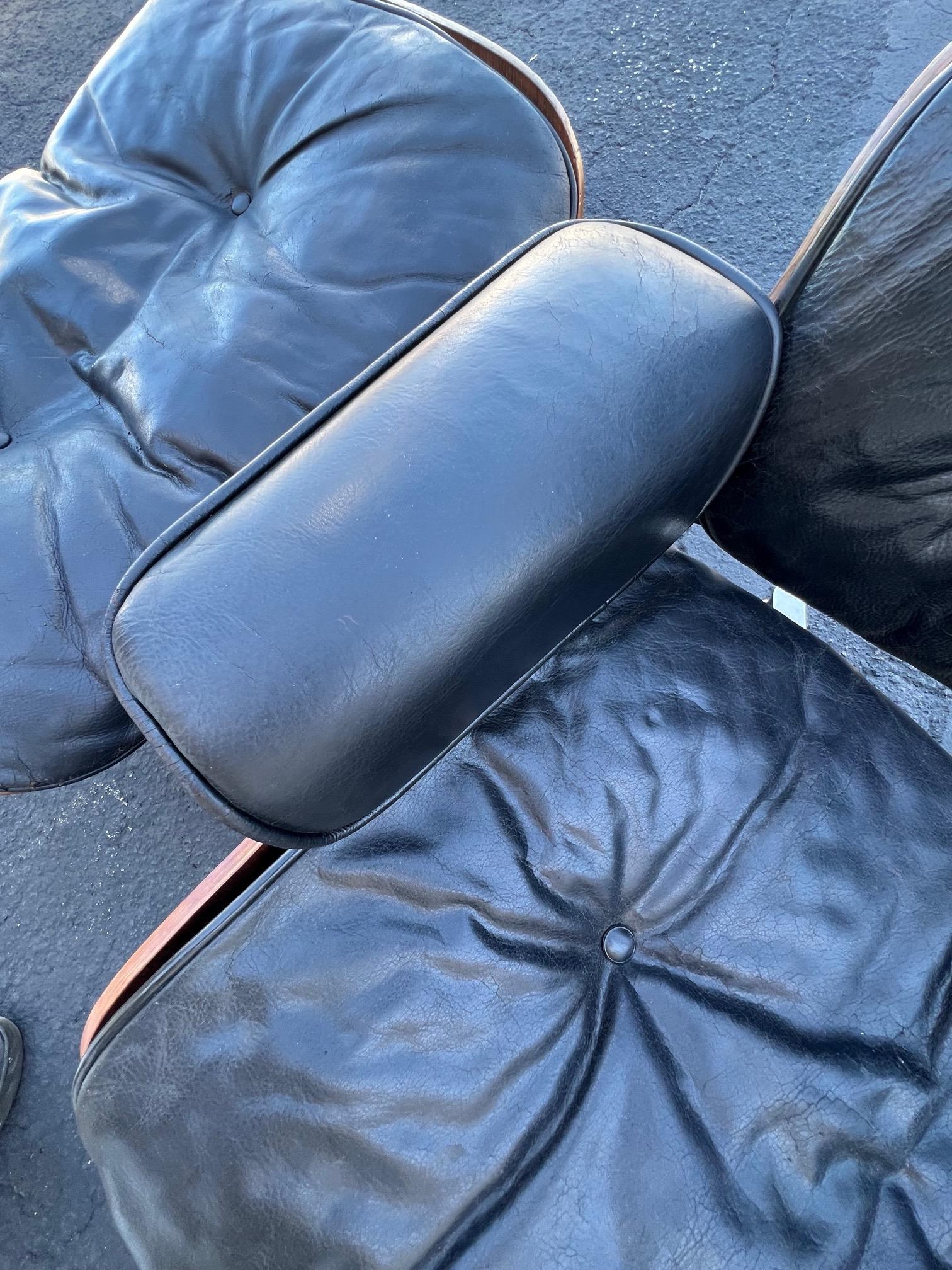 Leather Original Charles Eames Herman Miller Lounge Chair and Ottoman 1959 For Sale