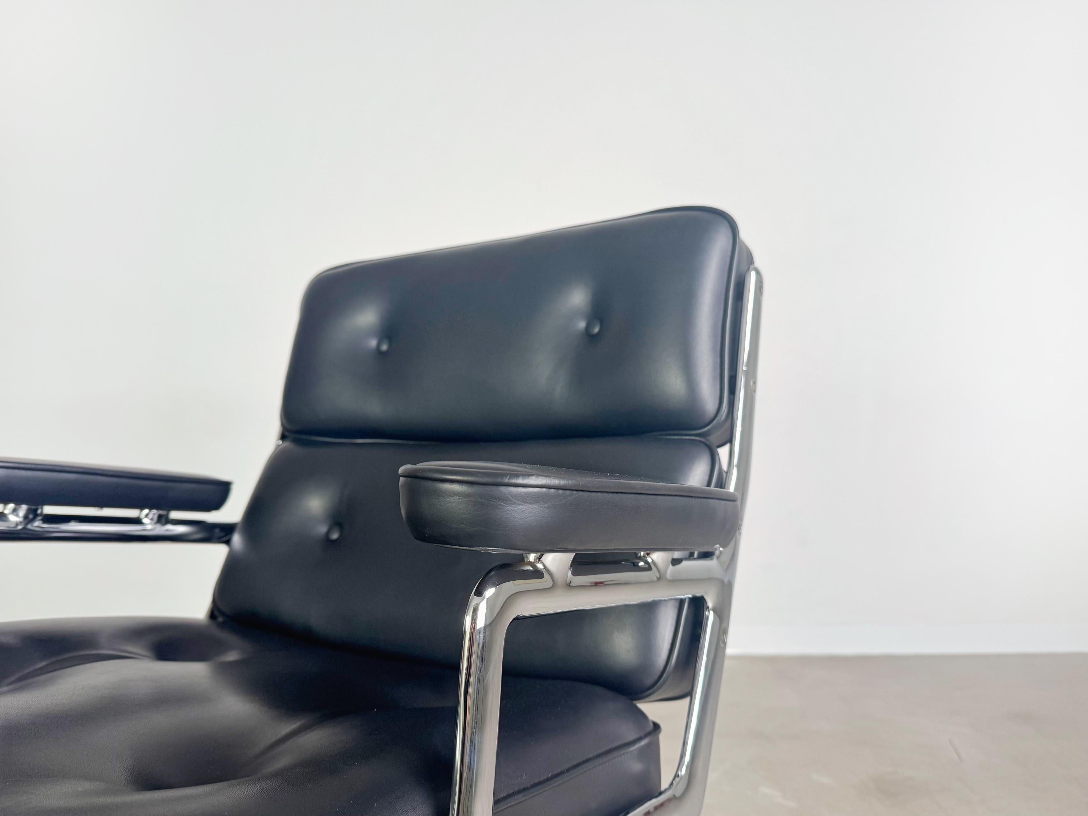 Acier Original Charles Eames Vitra ES 104 Lounge chair Stuhl Sessel en vente