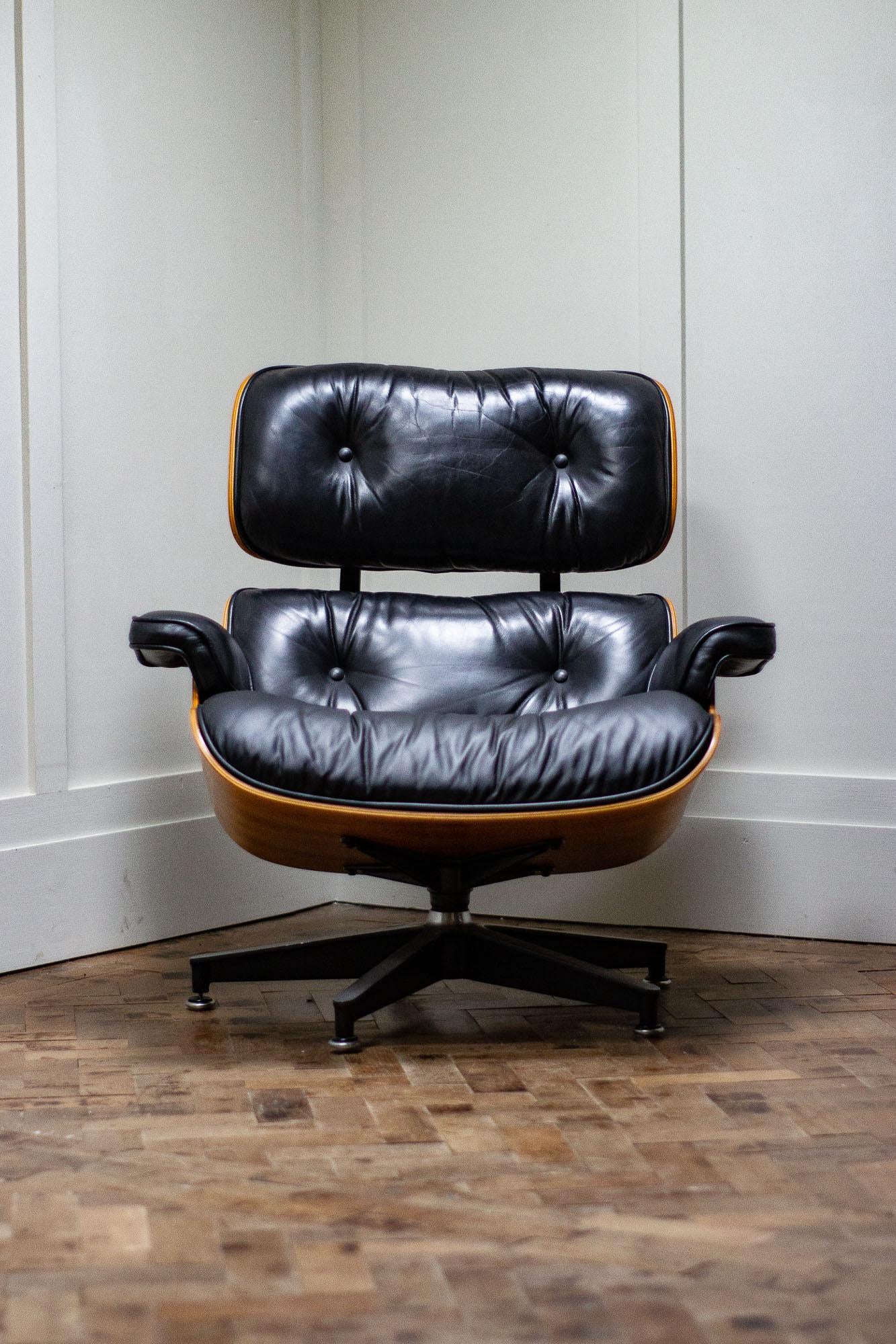 Original Charles & Ray Eames Lounge Chair by Herman Miller (Moderne der Mitte des Jahrhunderts)