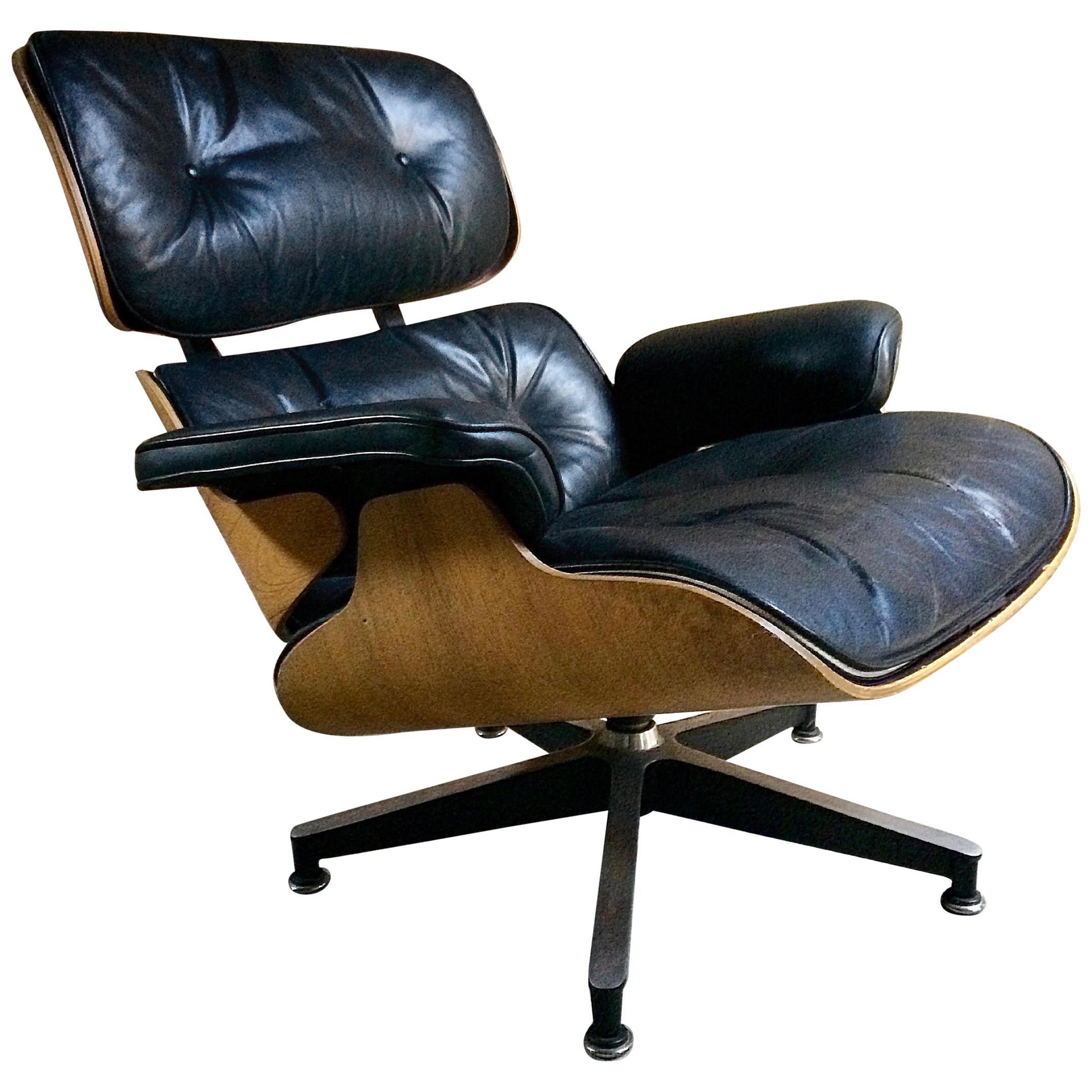 Original Charles and Ray Eames Lounge Chair Model 670 by Herman Miller,  1970s at 1stDibs