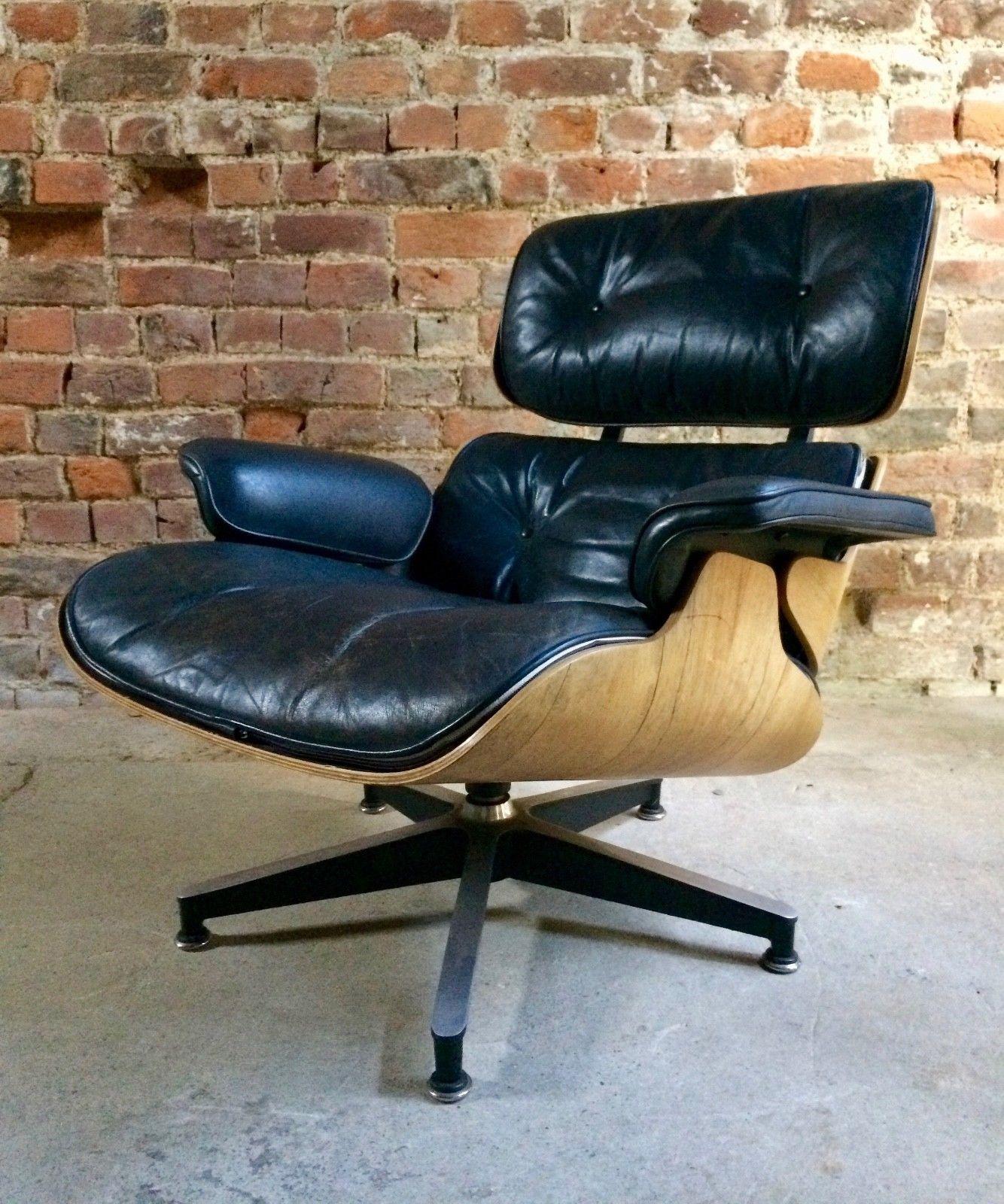 Original Charles & Ray Eames Lounge Chair Model 670 Rosewood Herman Miller 1970s 2