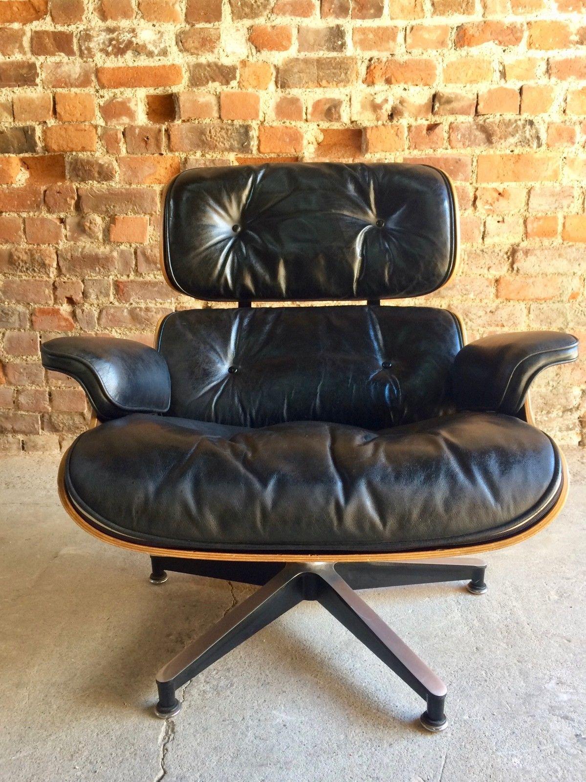 Leather Original Charles & Ray Eames Lounge Chair Model 670 Rosewood Herman Miller 1970s