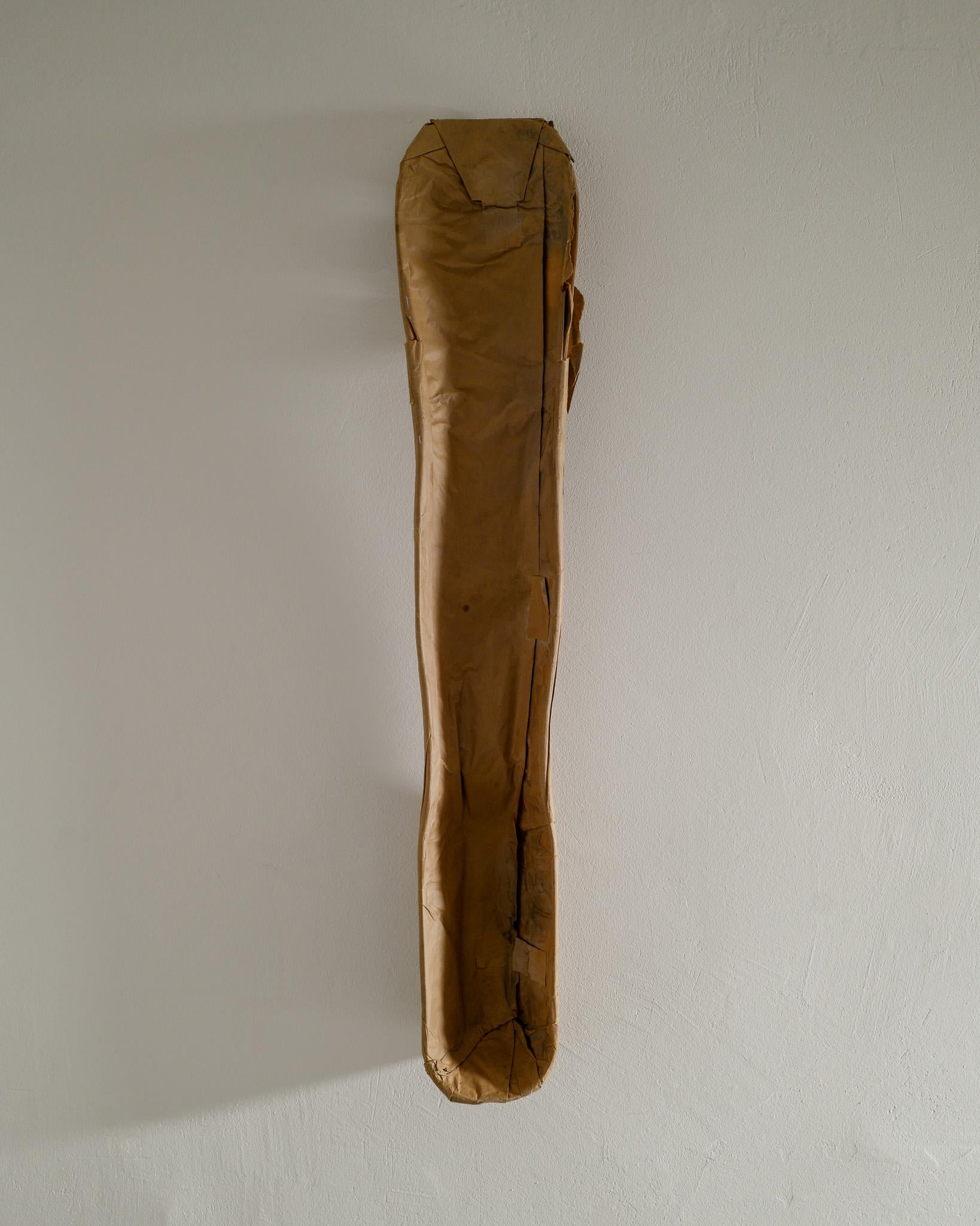 Rare leg splint by Charles & Ray Eames in molded plywood and its unopened original wrapping produced by Evans 1943. A true mid century collectible piece perfect as a wall sculpture etc. 

Height: 42 in (106.68 cm) Width: 8 in (20.32 cm) Depth: 4 in