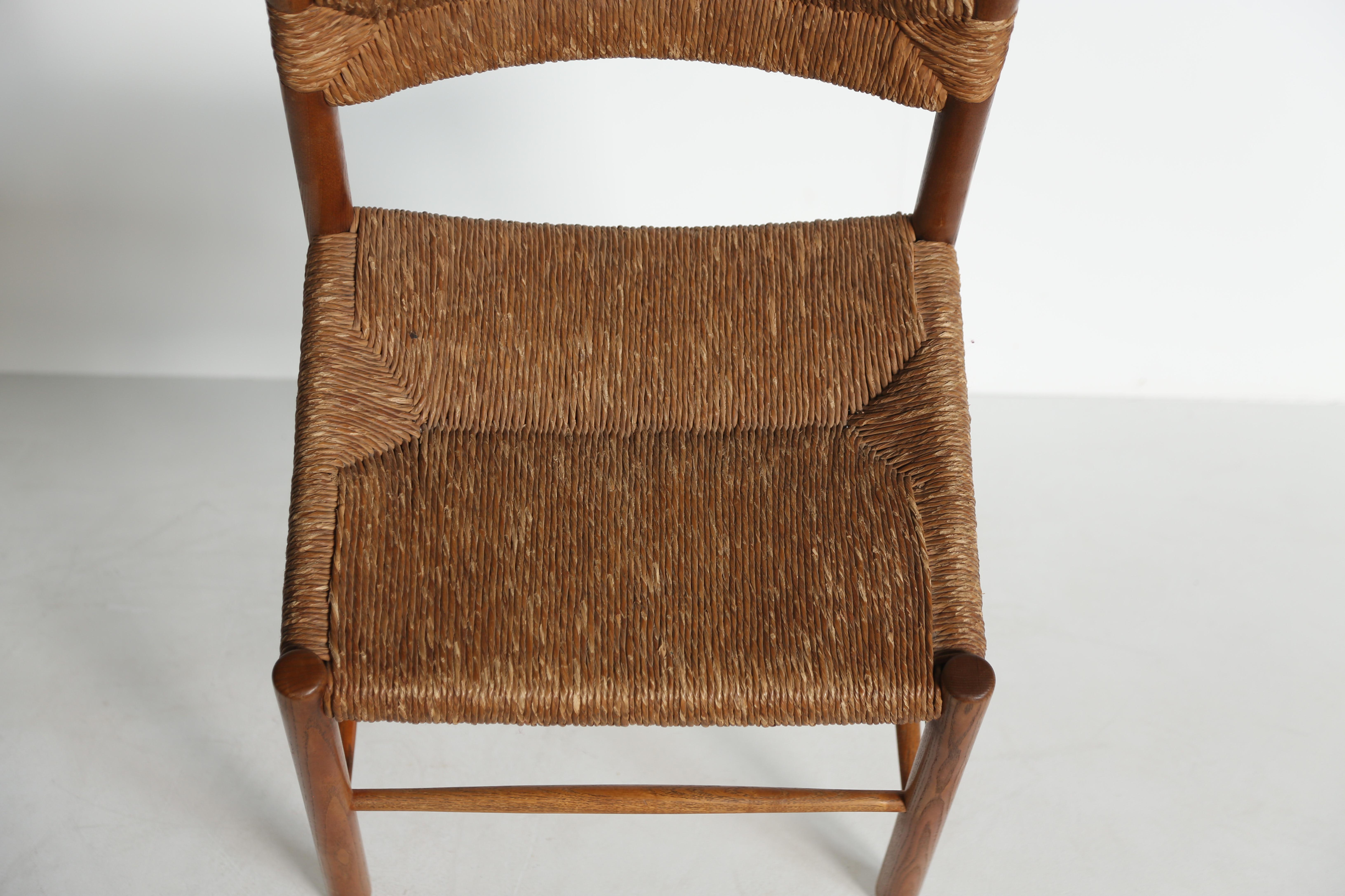 Chaises originales Charlotte Perriand / Sentou Dordogne, France, années 1960 en vente 3