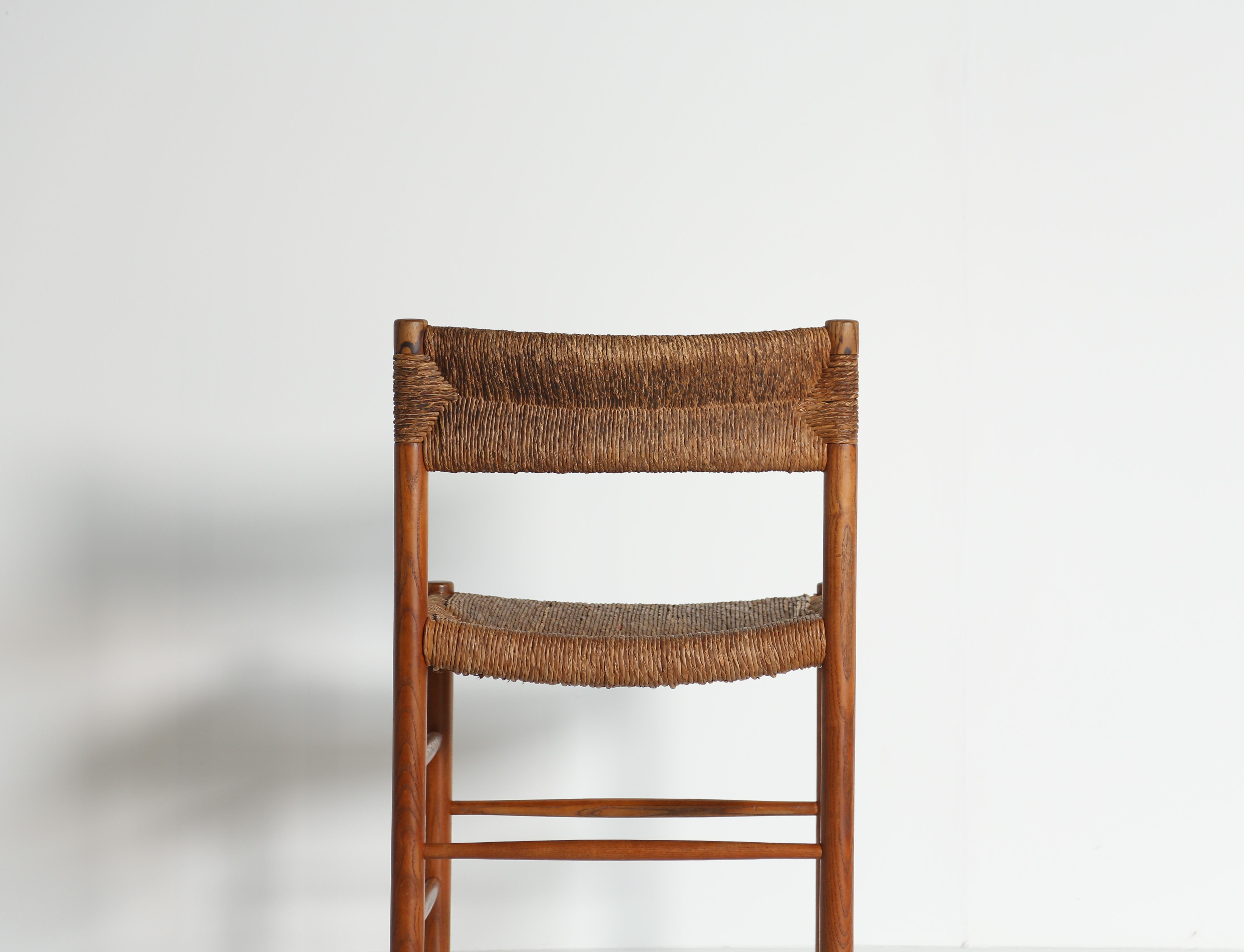 Chaises originales Charlotte Perriand / Sentou Dordogne, France, années 1960 en vente 4