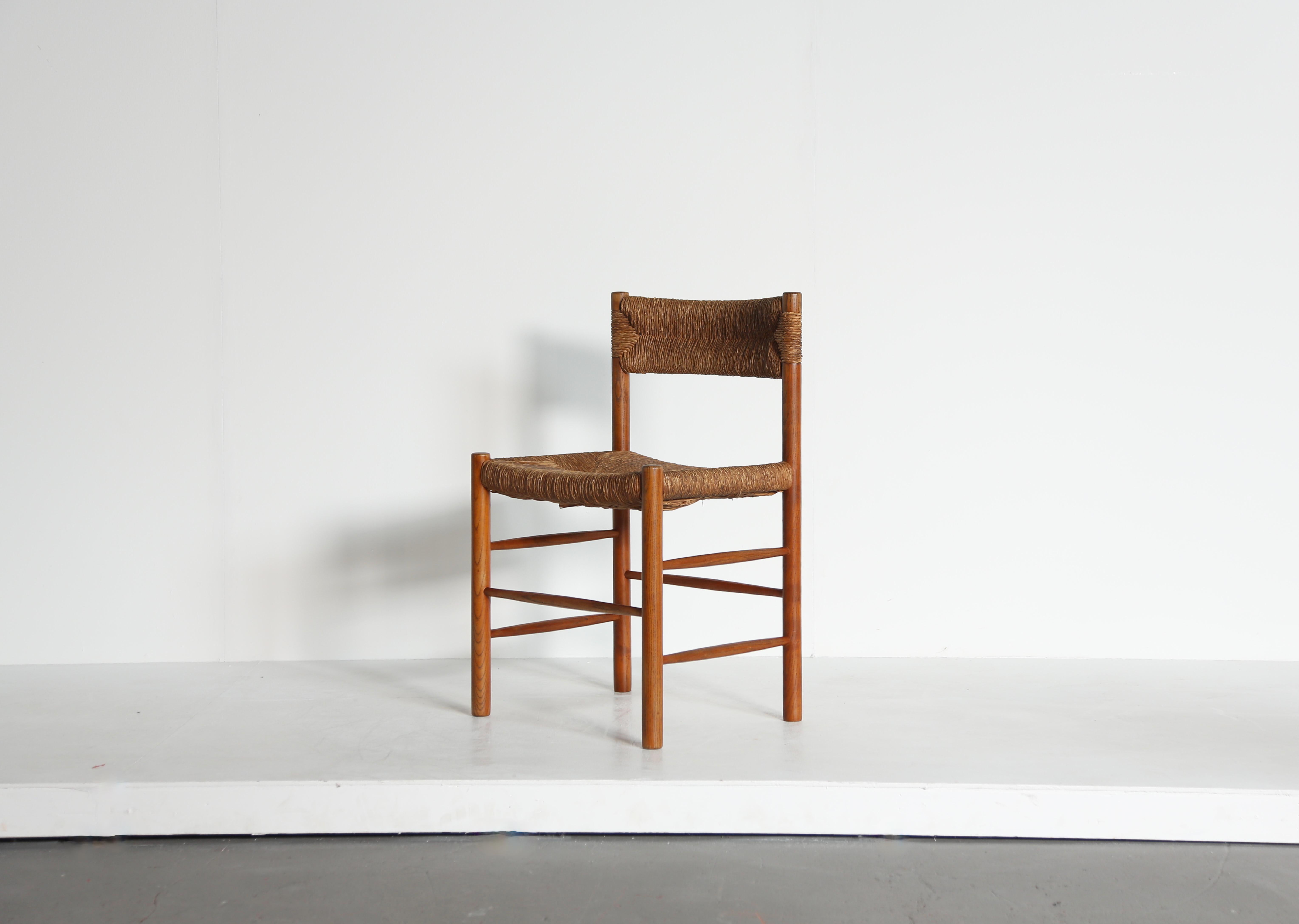 Chaises originales Charlotte Perriand / Sentou Dordogne, France, années 1960 en vente 9