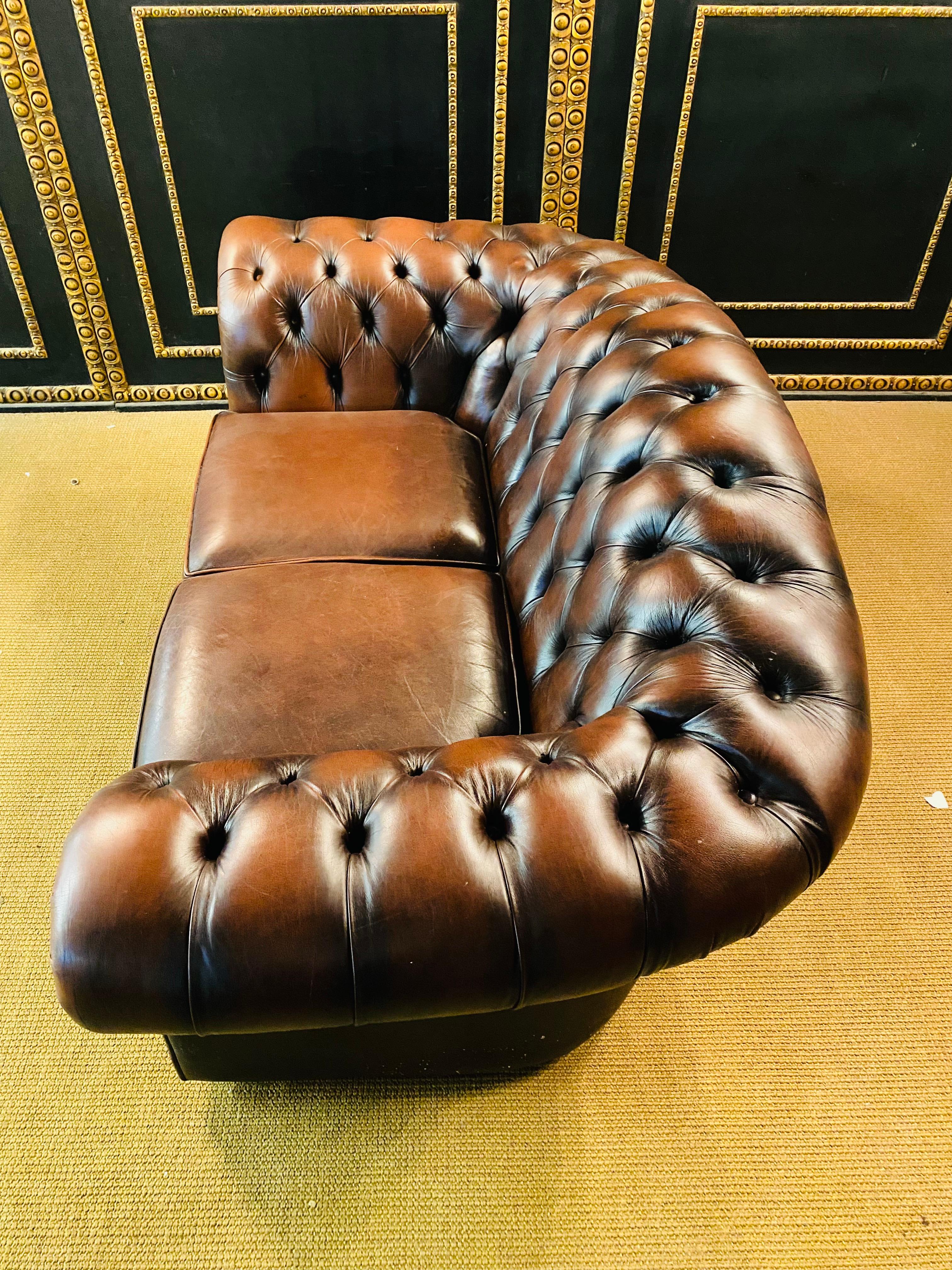Original Chesterfield 2 Two-Seater Leather Sofa Brown by Centurion In Good Condition In Berlin, DE