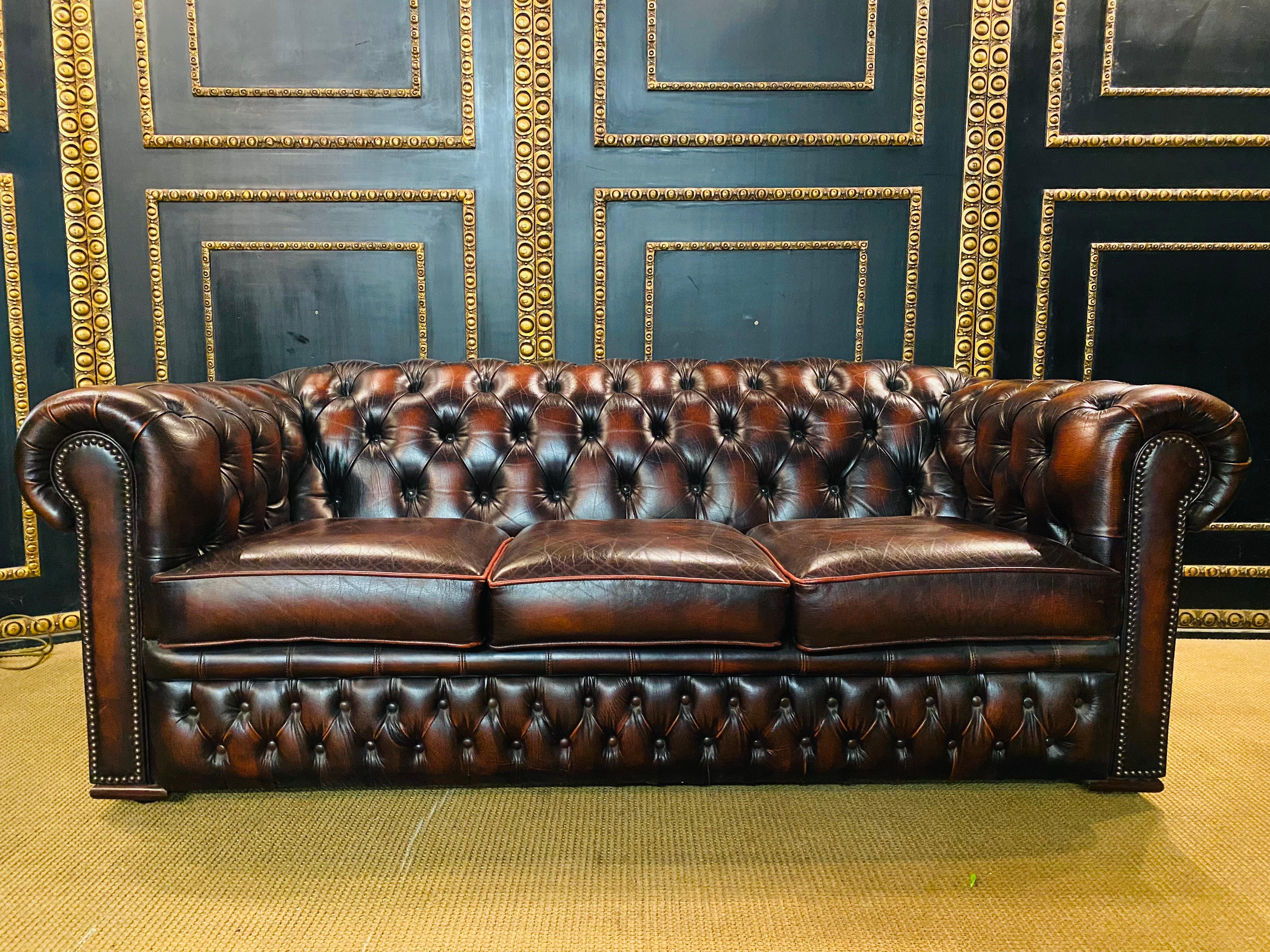 Original Chesterfield Set Three-Seat Sofa and 2 Armchairs Oxblood by Centurion 3