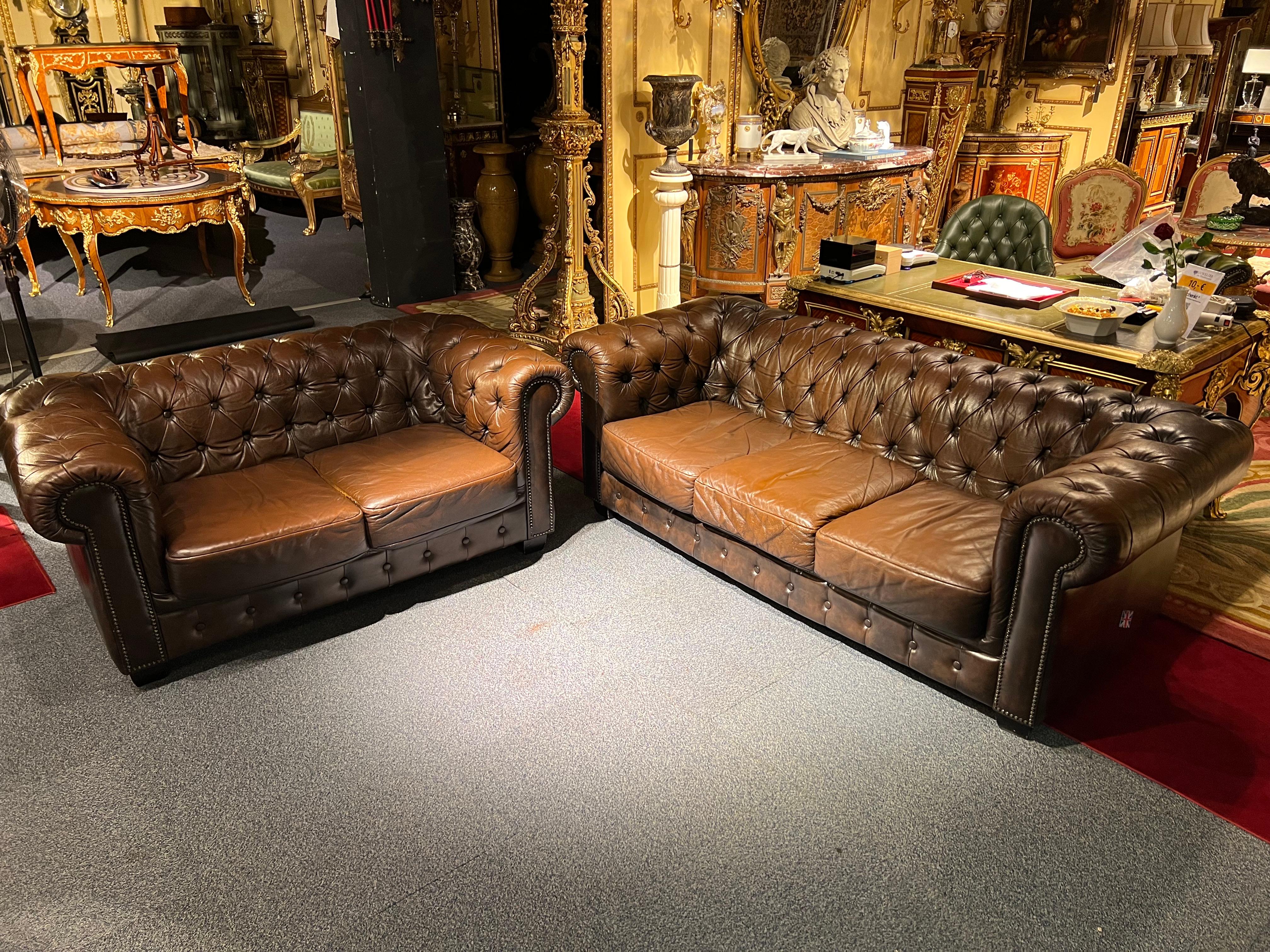 Original Chesterfield Vintage Brown Chesterfield Two-Seater Sofa 5