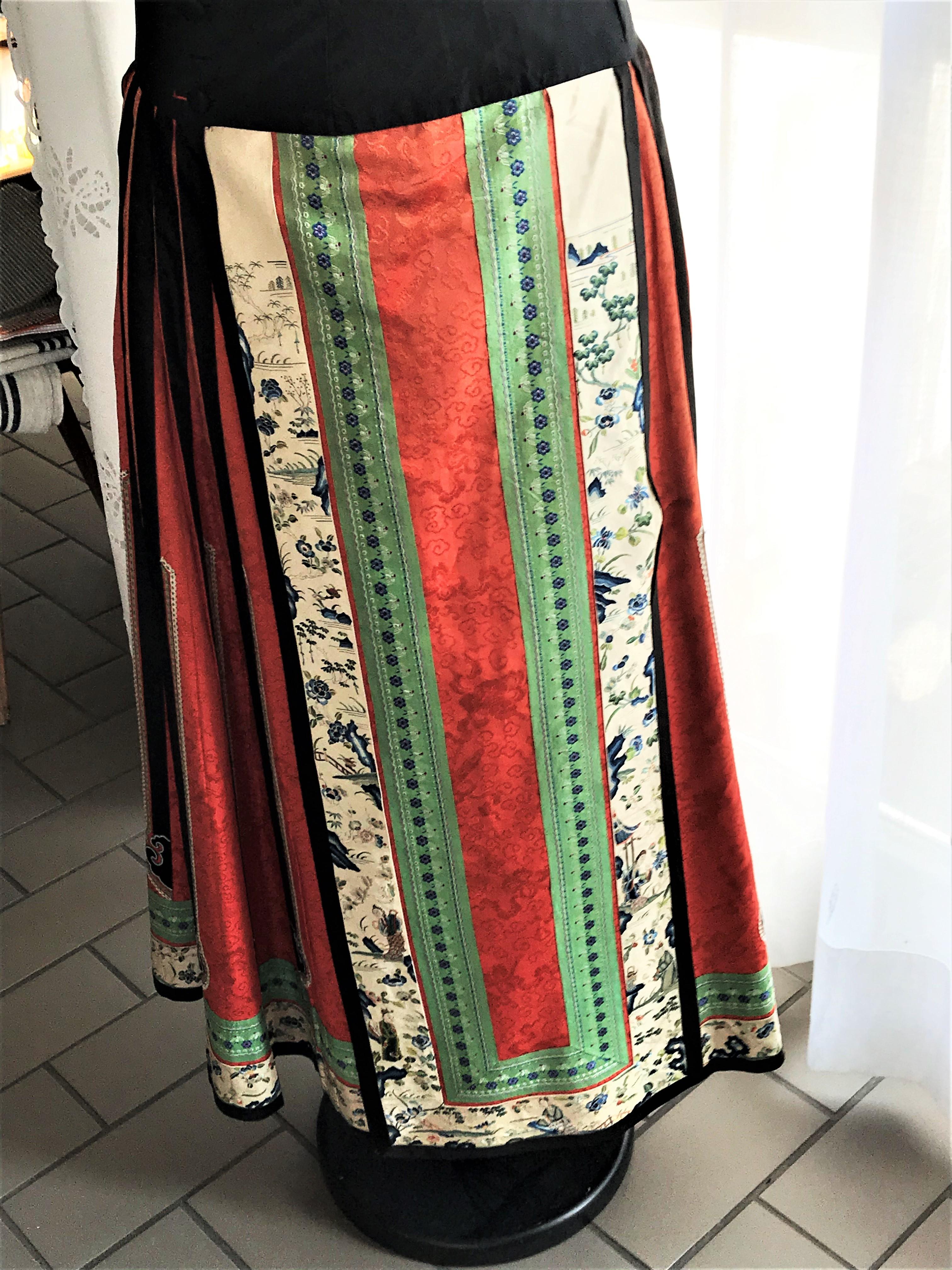 Original Chinese silk skirt size 40/42  6