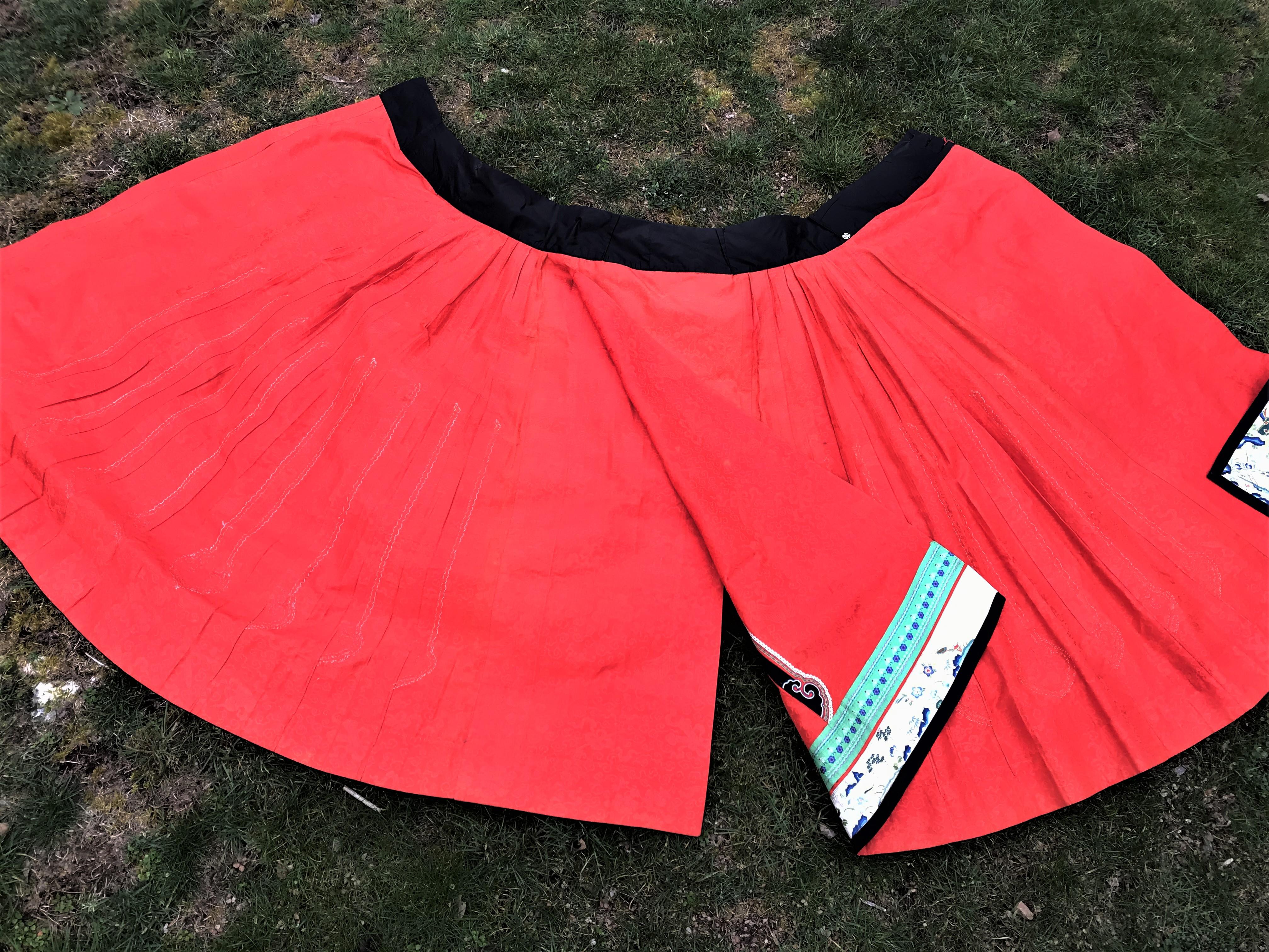 Original Chinese silk skirt size 40/42  1