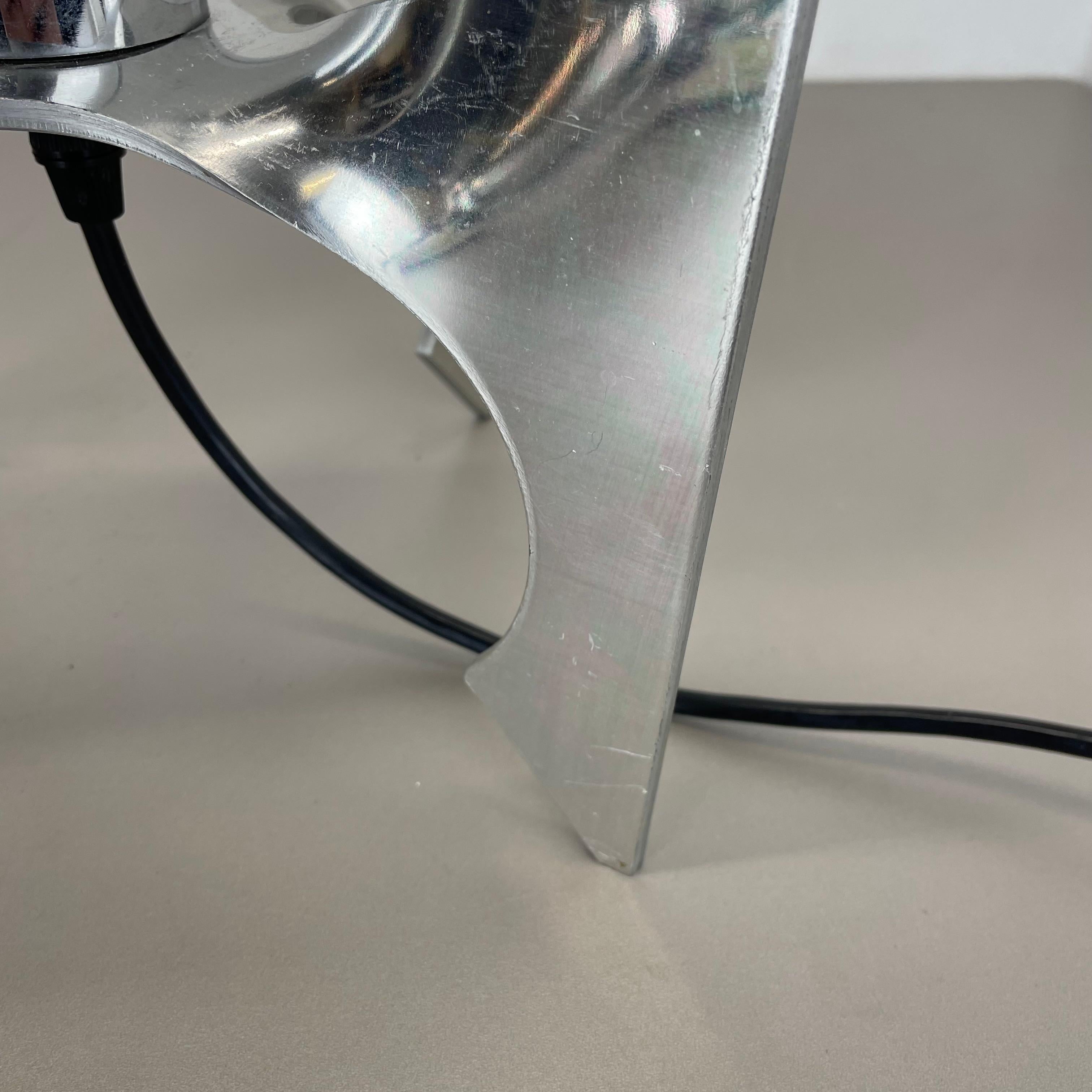 Original-Tischleuchte aus Chrom-Aluminium von Motoko Ishi für STAFF Leuchten, 1970er Jahre im Angebot 3