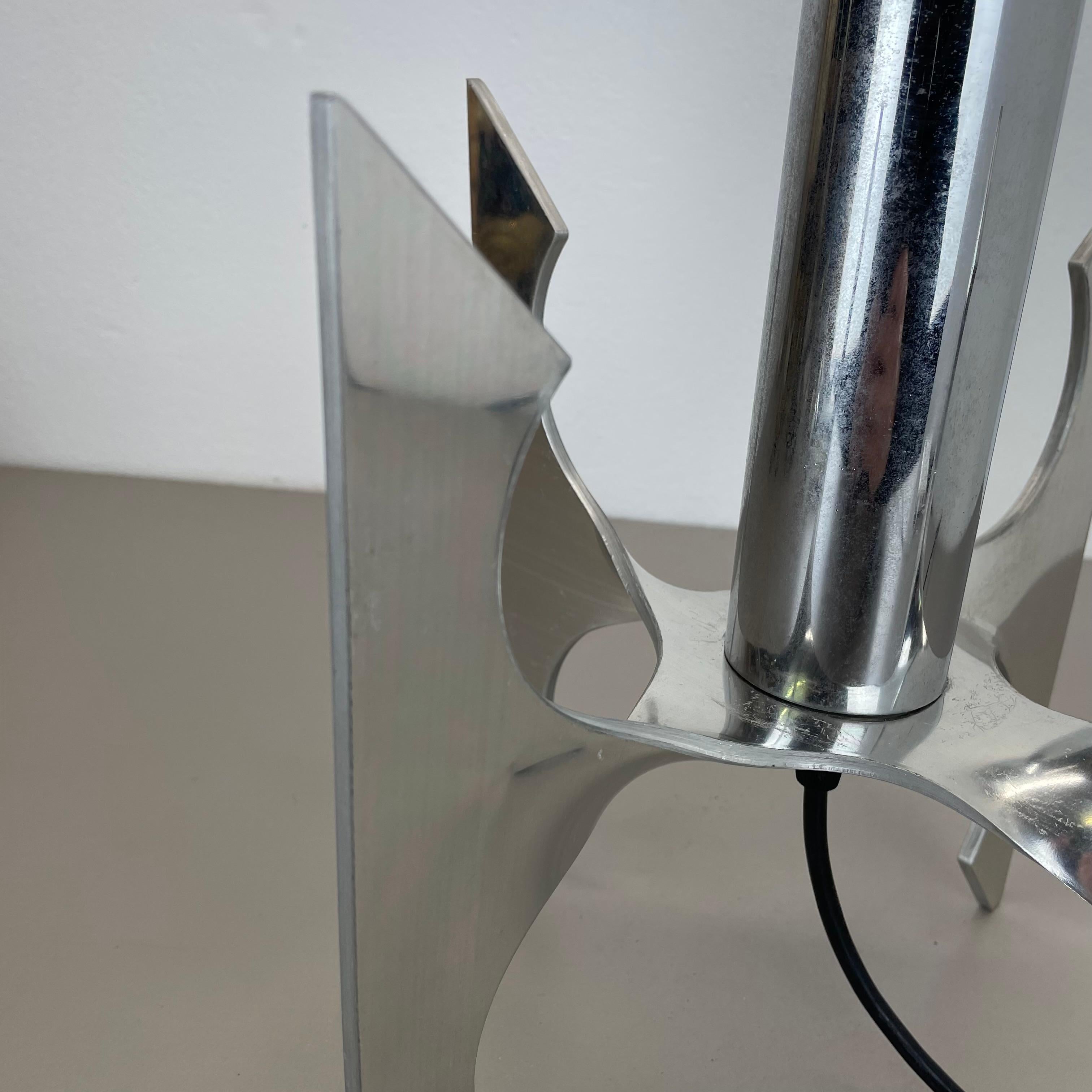 Original-Tischleuchte aus Chrom-Aluminium von Motoko Ishi für STAFF Leuchten, 1970er Jahre im Angebot 4